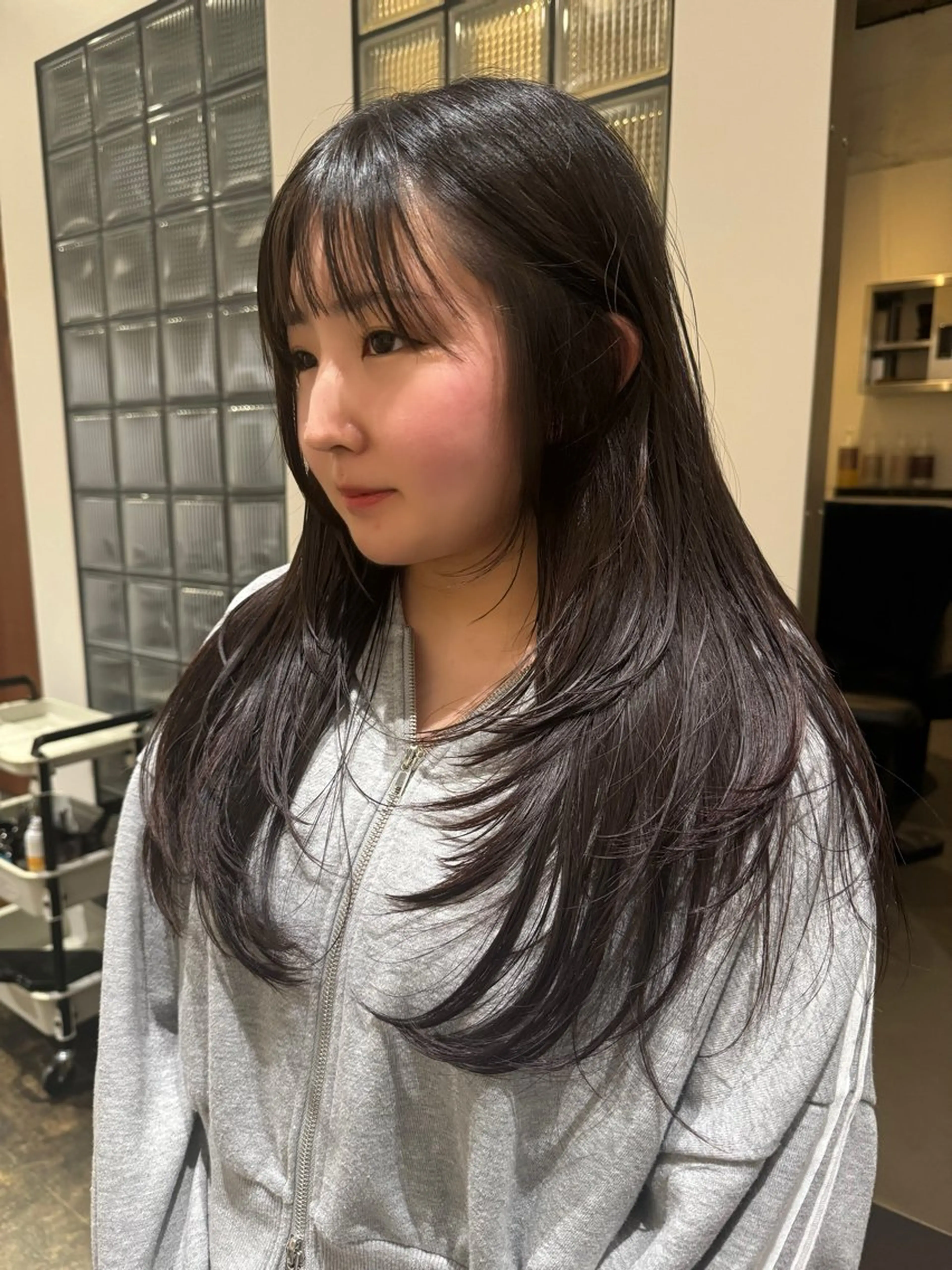 ロング ハイレイヤー レイヤーカット 中尾 未来のヘアスタイル