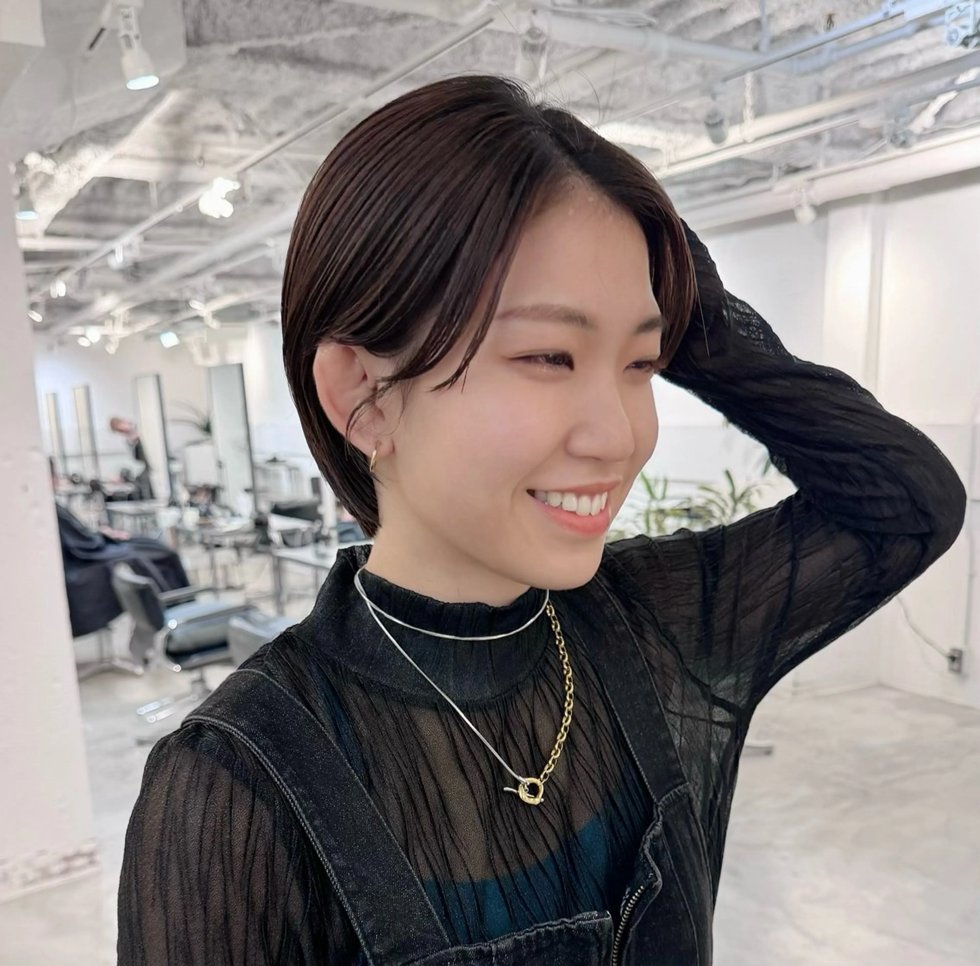 ショート カット ヘアカラー トリートメント foto所属・𝐁𝐋𝐔𝐄𝐓 /代表 / 荒井史行のヘアスタイル