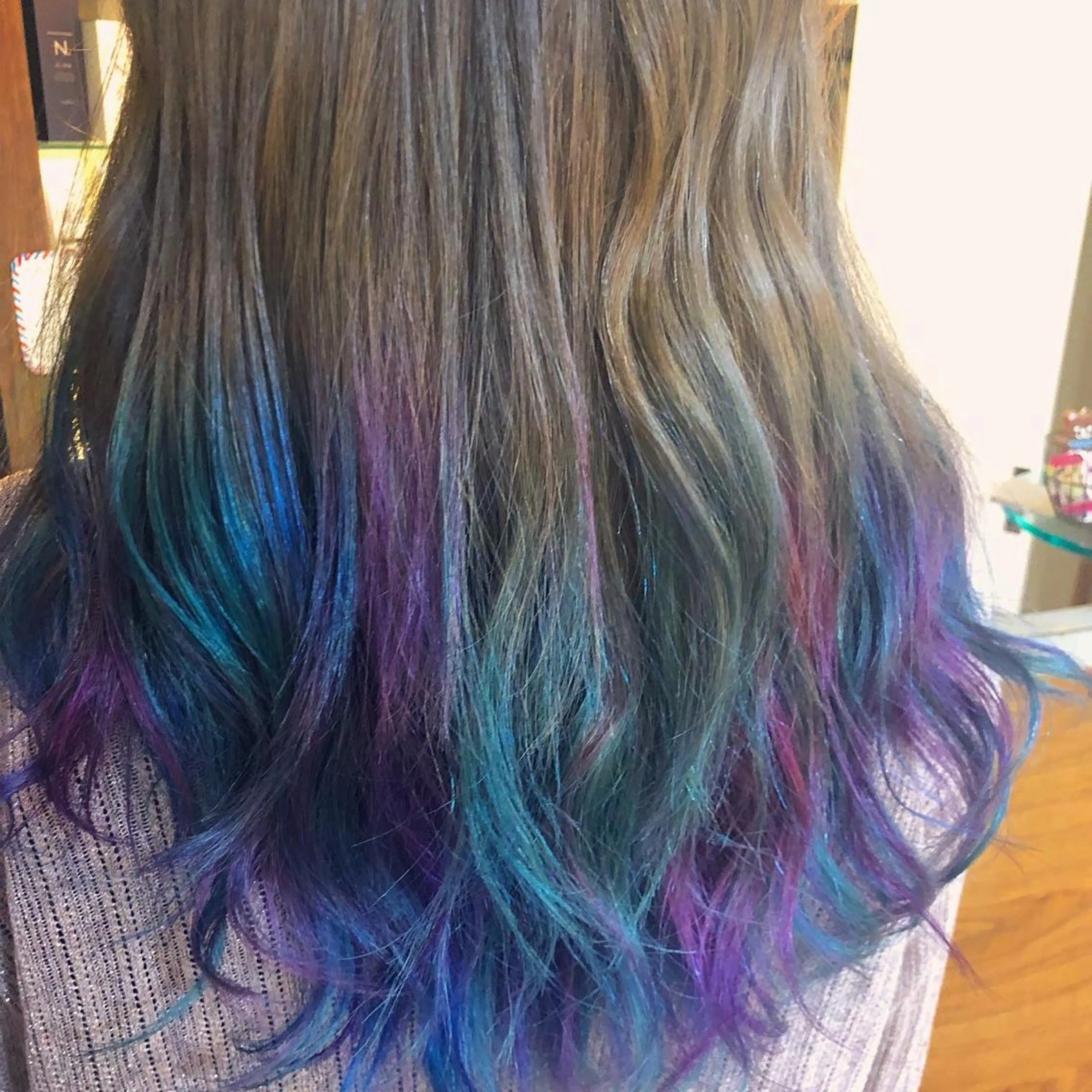 ロング カラー ショートボブ アッシュ バレイヤージュ ミストバング ベージュカラー カット ヘアカラー トリートメント 原宿サロン代表 デザインカラー伊藤卓のヘアスタイル