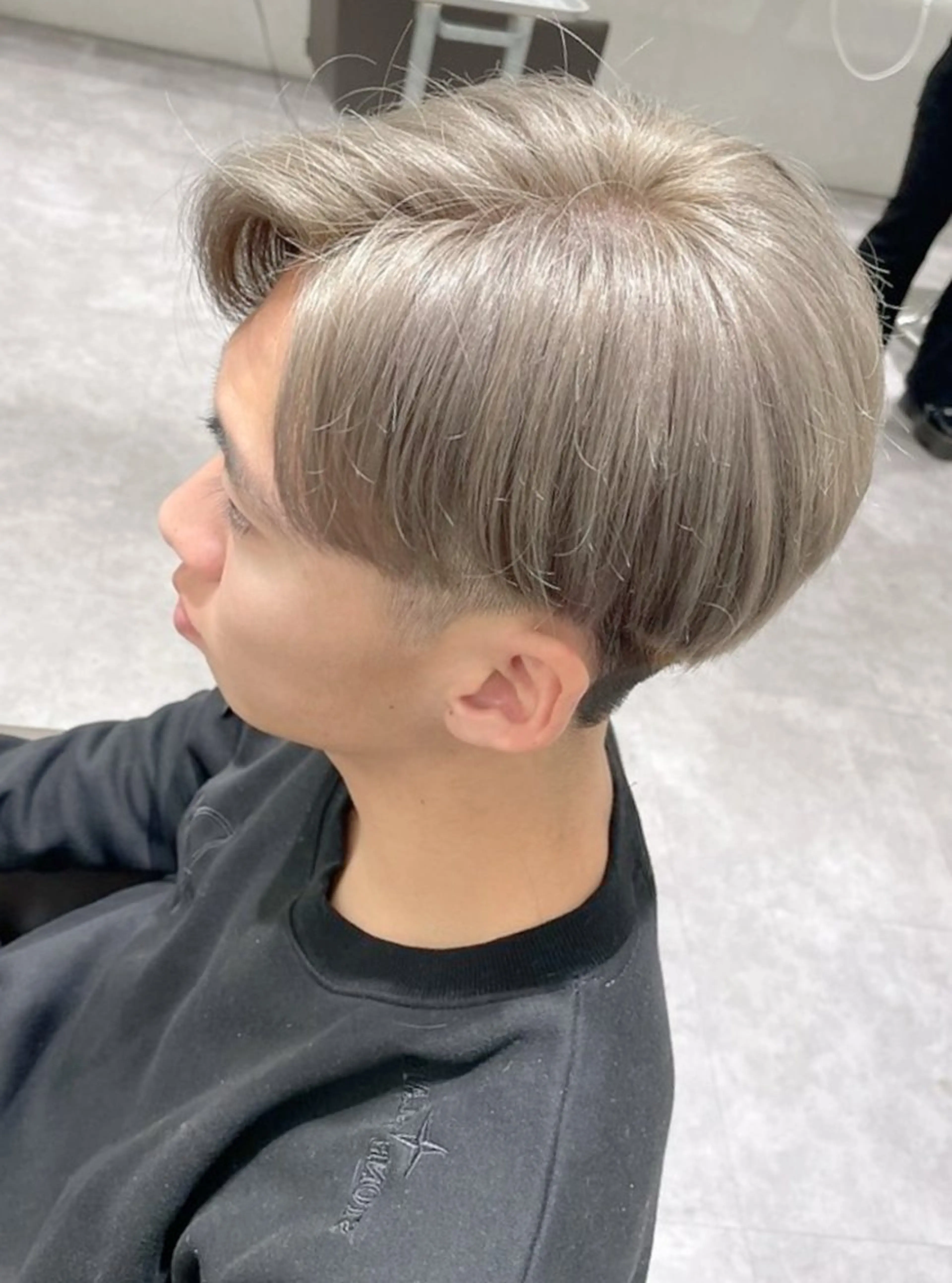🎨 新規メンズ初回限定お試し価格✂️メンズカット+ブリーチ無し透明感カラーモデル　¥3900の写真