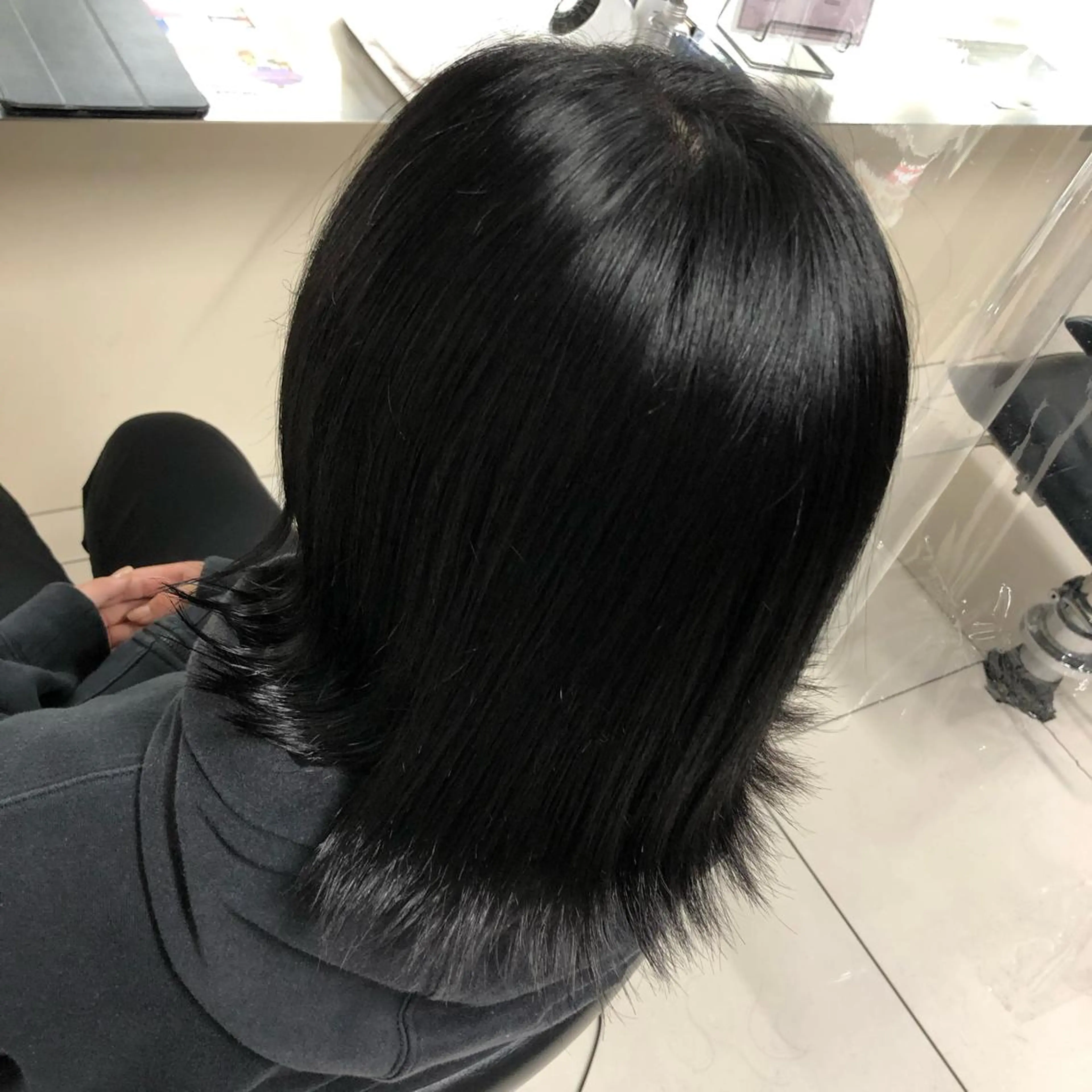 ミディアム カラー ヘアカラー トリートメント まつ毛/アイブロウ /髪質改善カラーのヘアスタイル