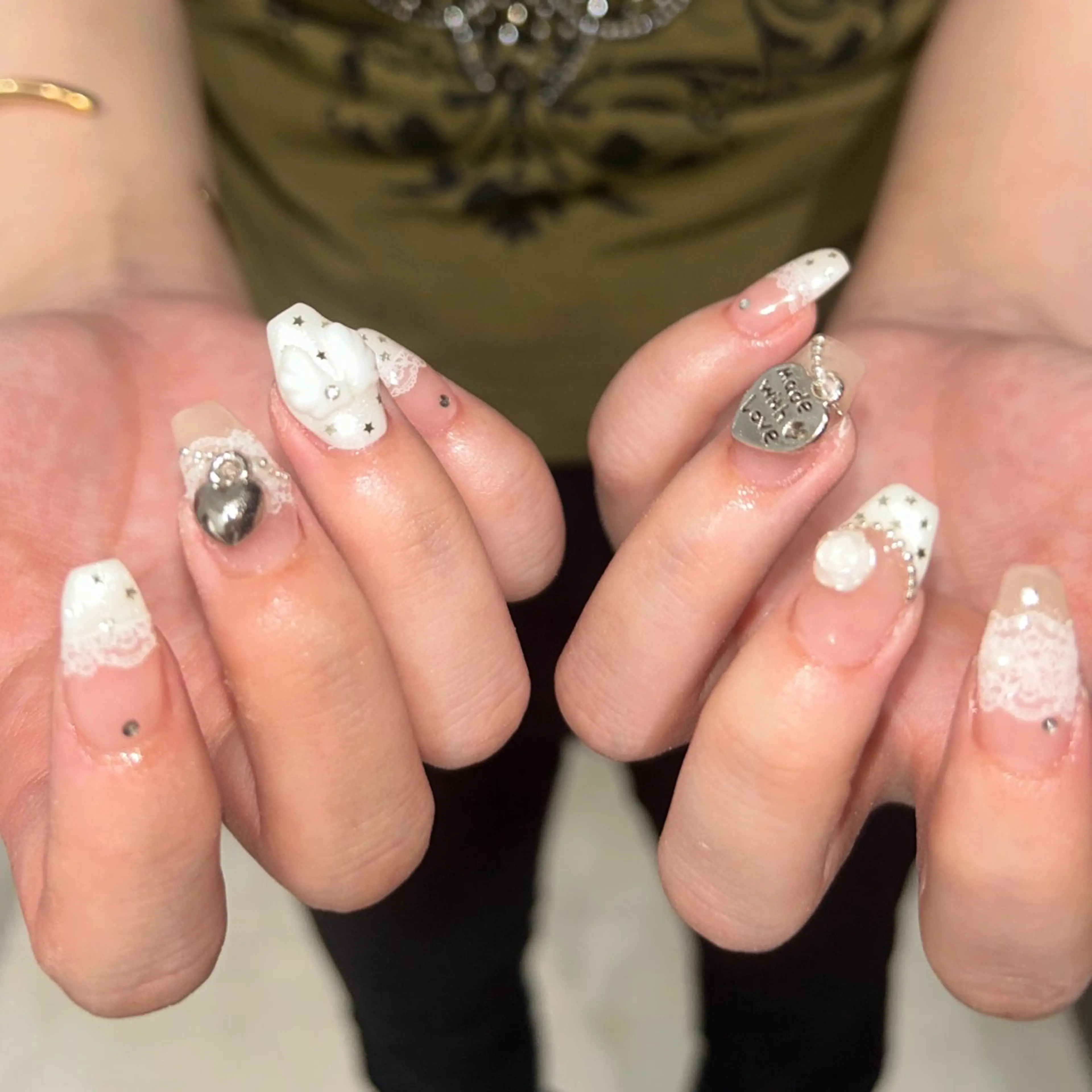 ネイル ハンドネイル MODA MANAMIᵕ̈のネイルデザイン