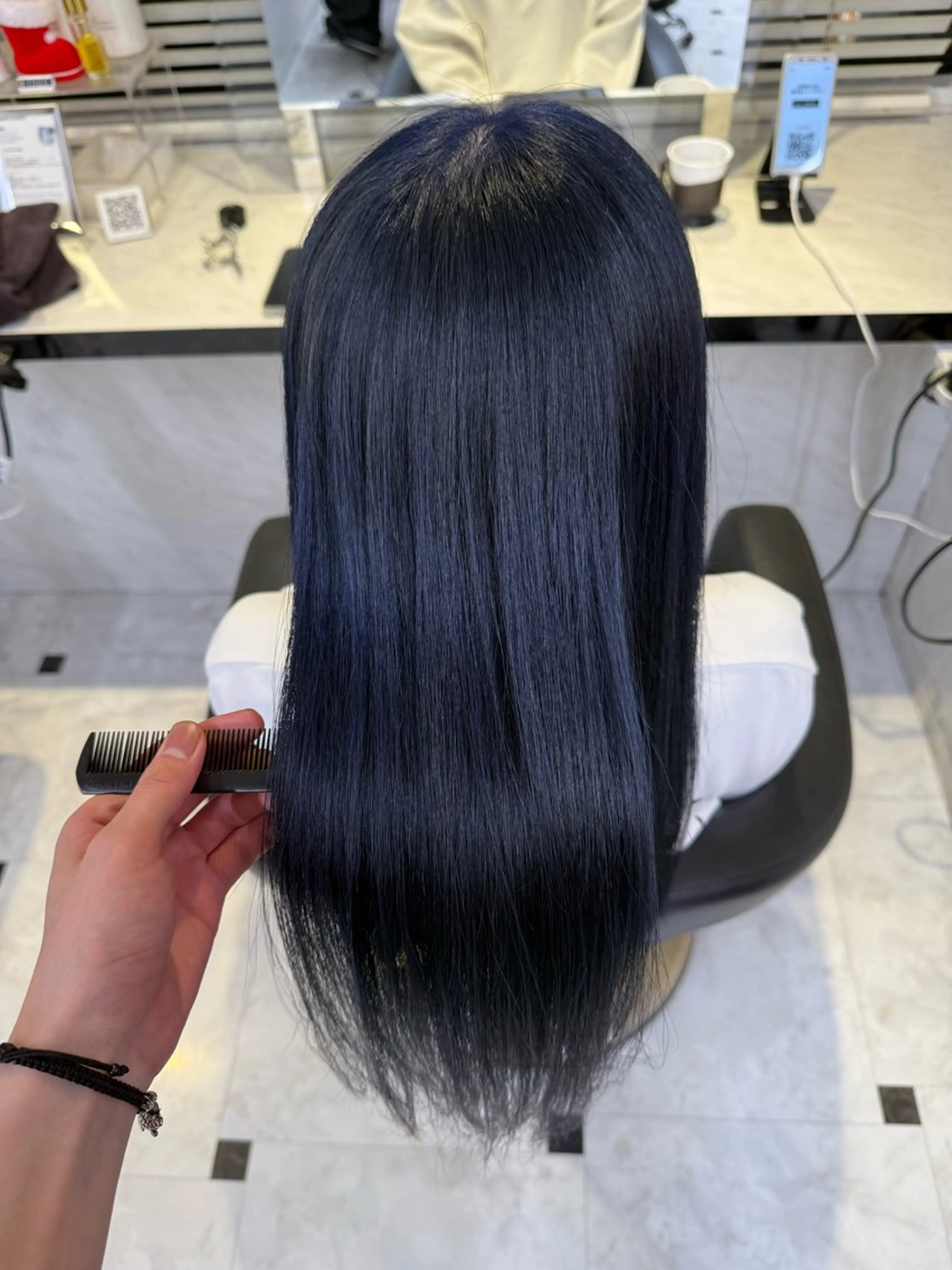 ロング カラー ブルーカラー 韓国風🤍グレ ージュ🤍たくみのヘアスタイル