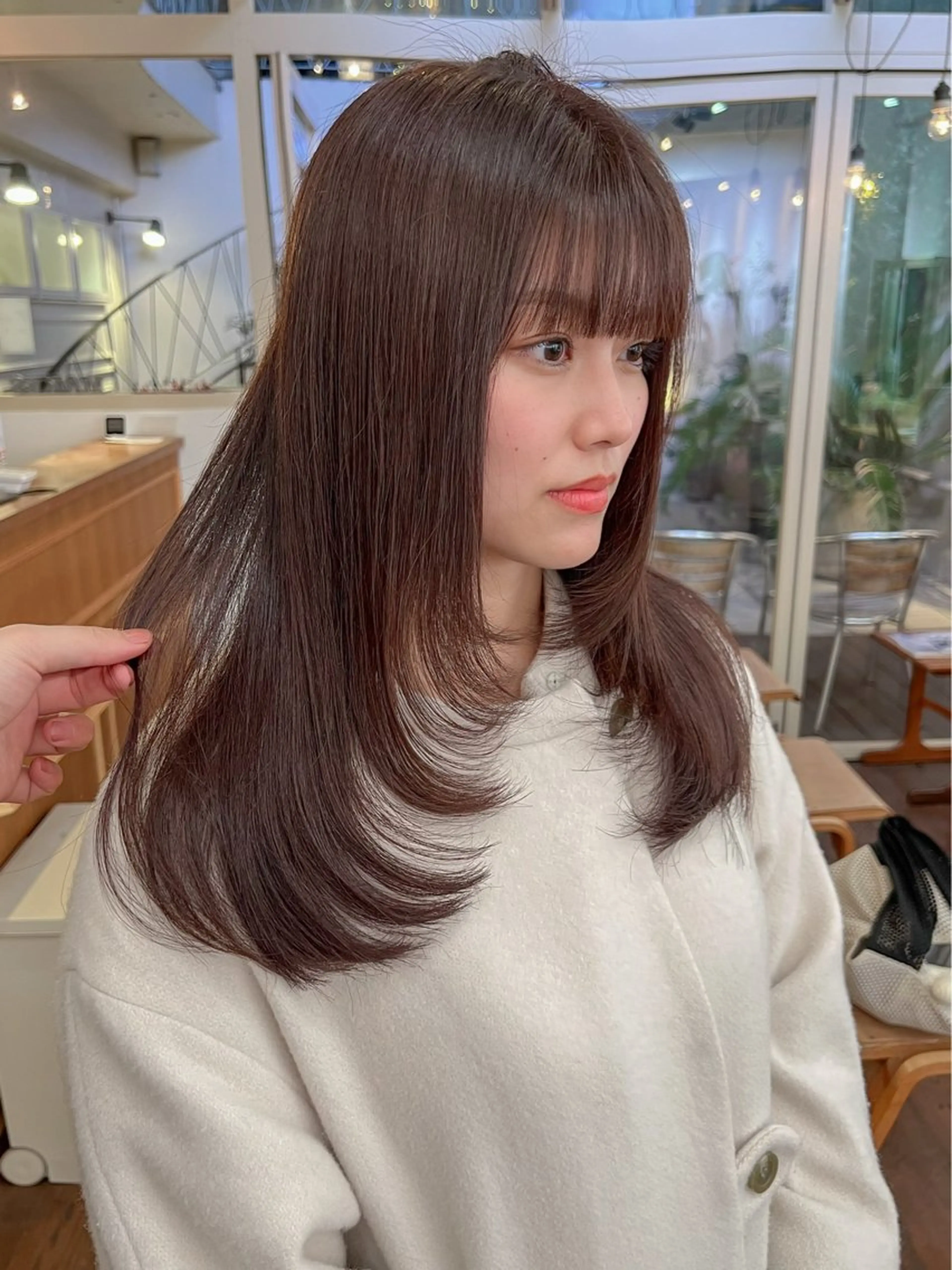 セミロング MAKES表参道所属・小野里 樹のヘアスタイル