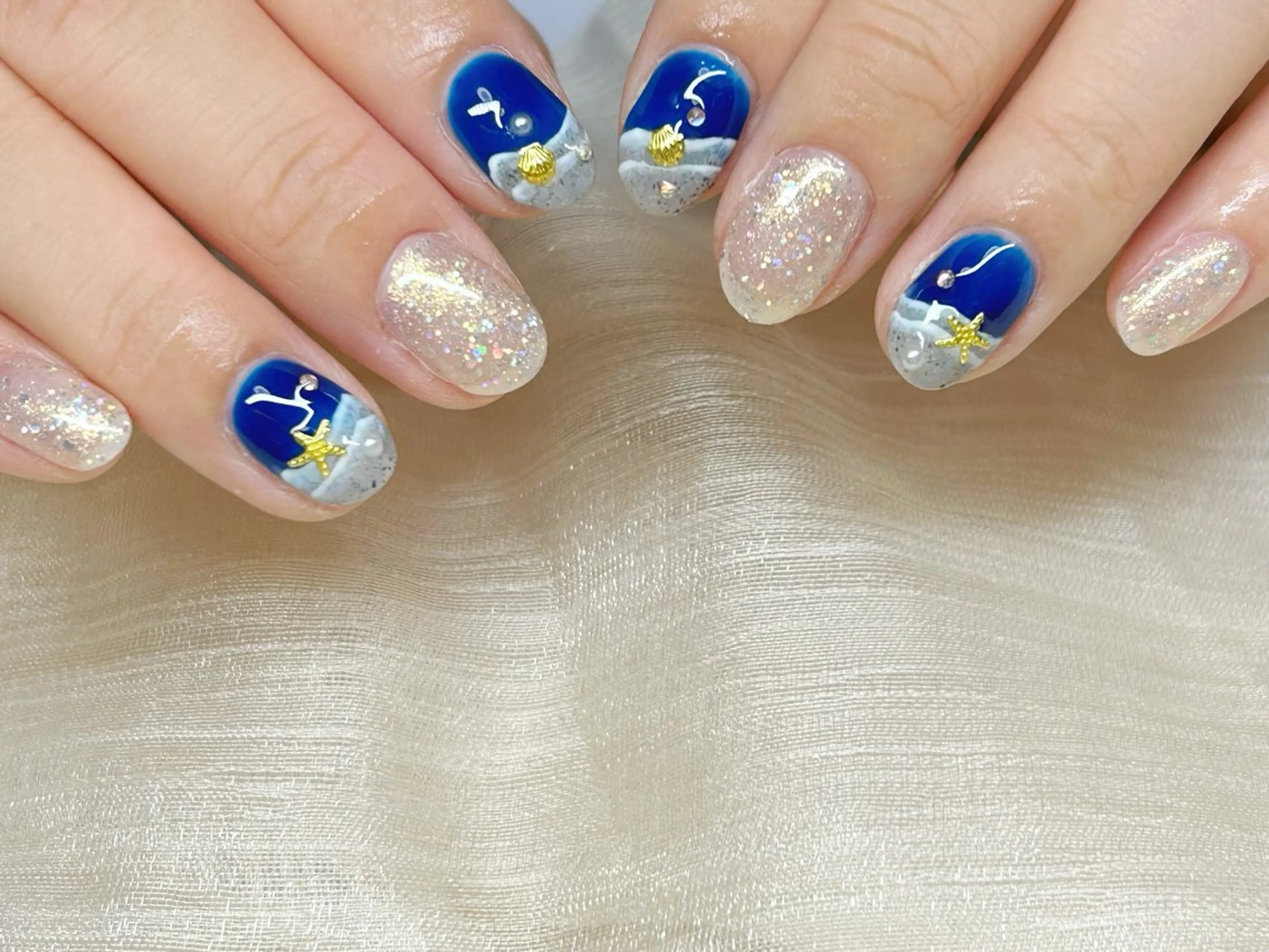 ネイル アートネイル チークネイル 成人式 入学式 長さ出し ハンドネイル Lino Nailのネイルデザイン