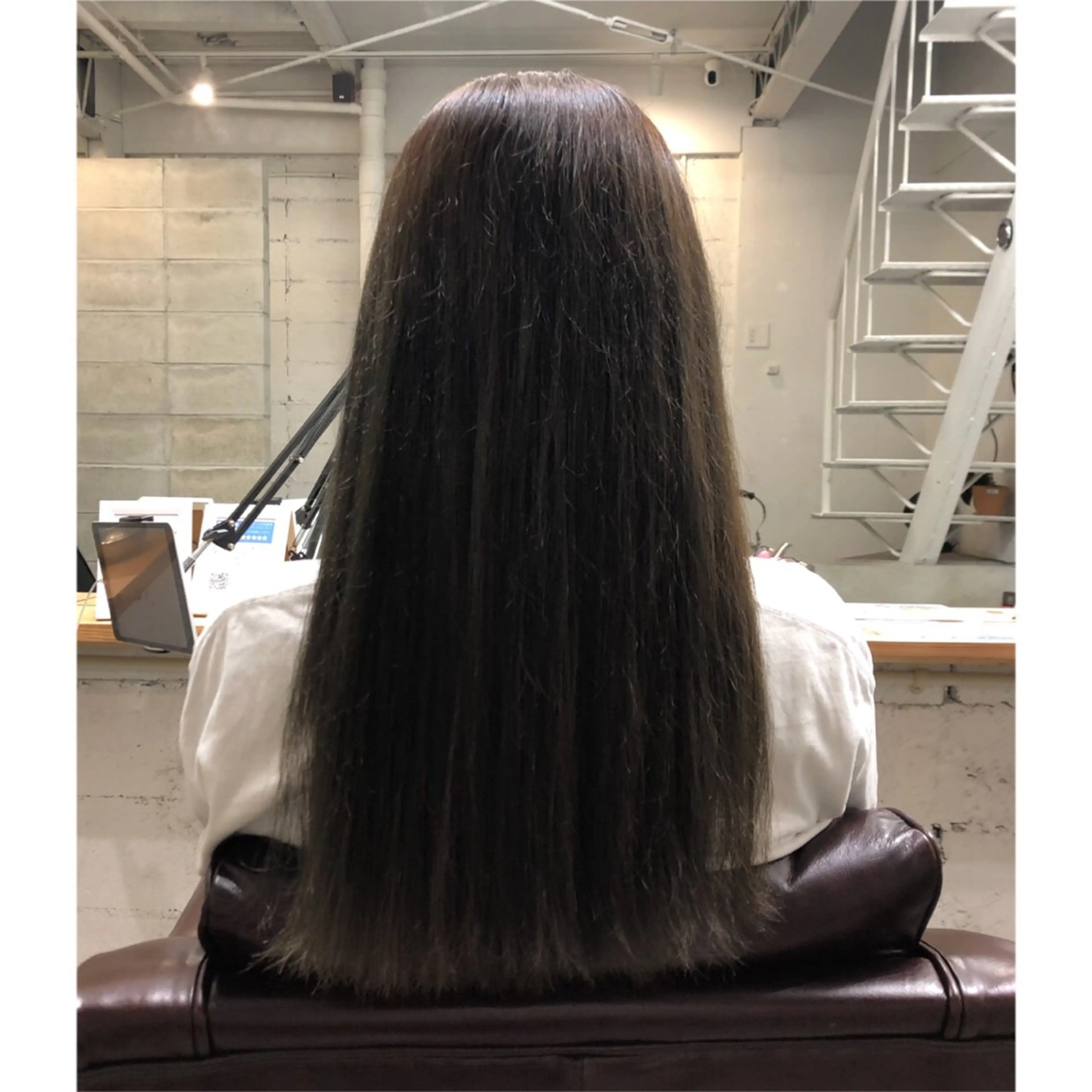 ロング カラー 田畑 秀美のヘアスタイル