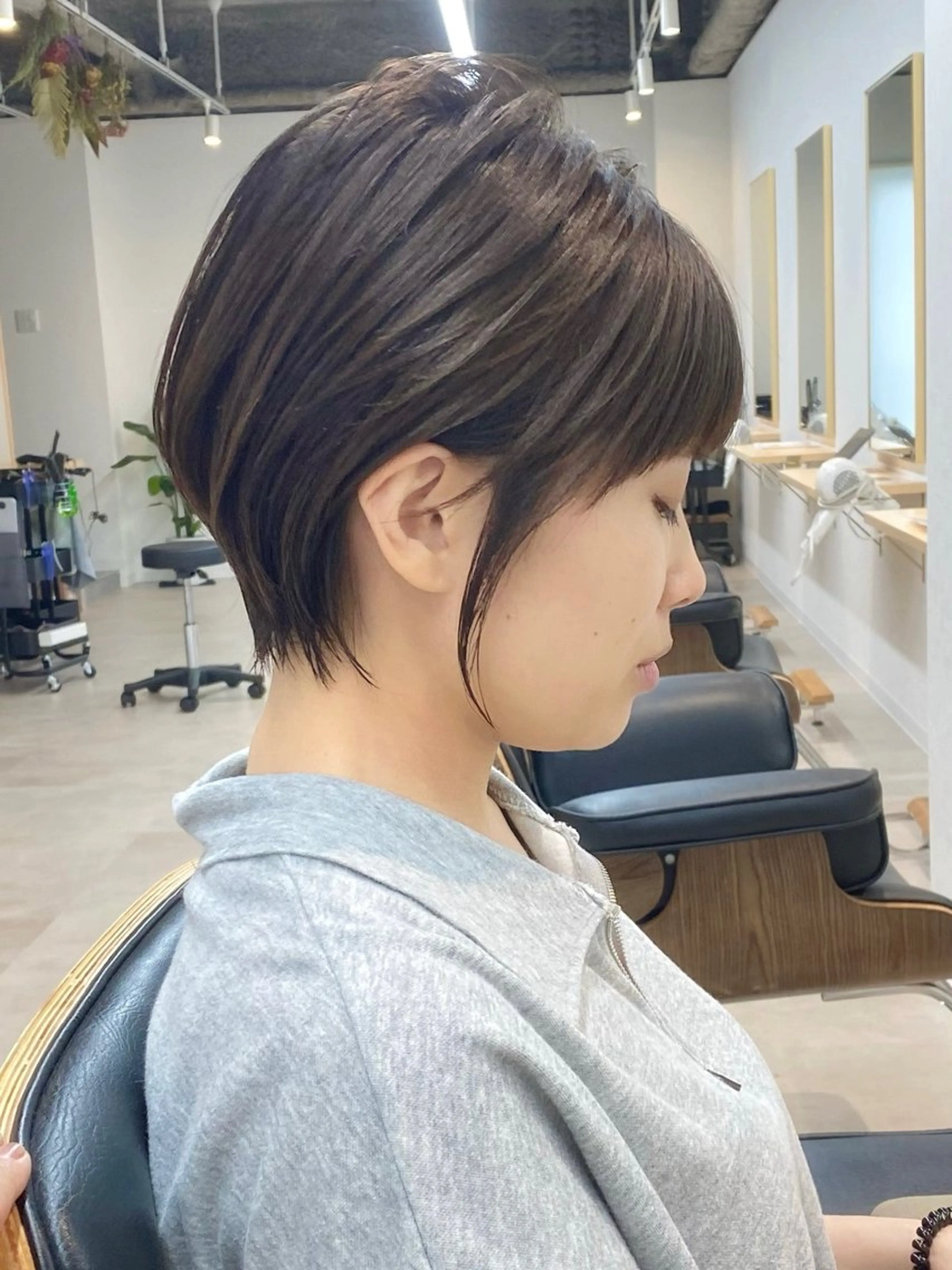 ショート カラー くびれヘア ショートヘア ショート/ハイライト /白髪ぼかし🌿松本のヘアスタイル