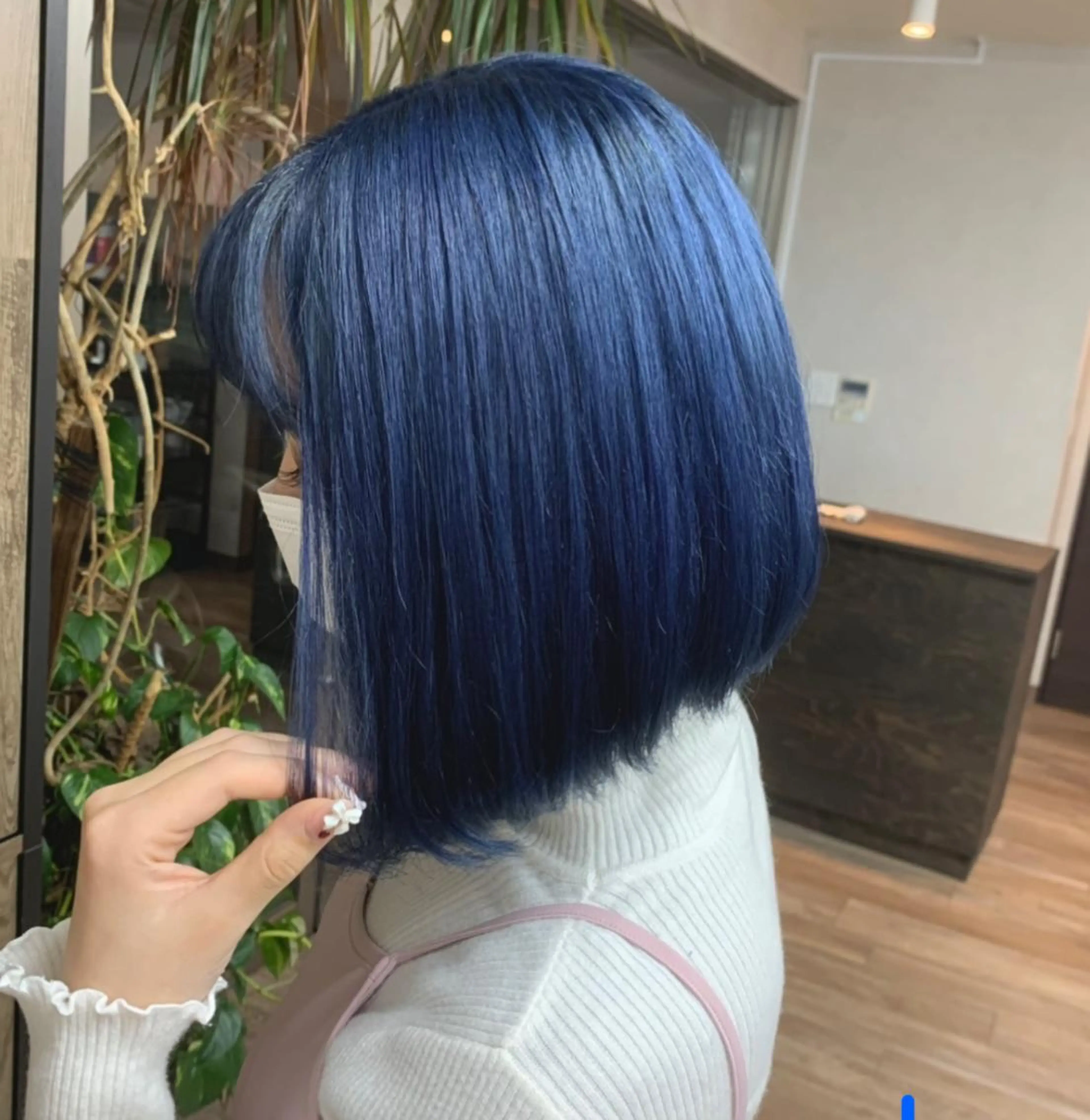 カラー ブリーチ ブルーカラー ケアブリーチ 韓国風カラー 髪質改善 🌷かわばた めい🌷のヘアスタイル