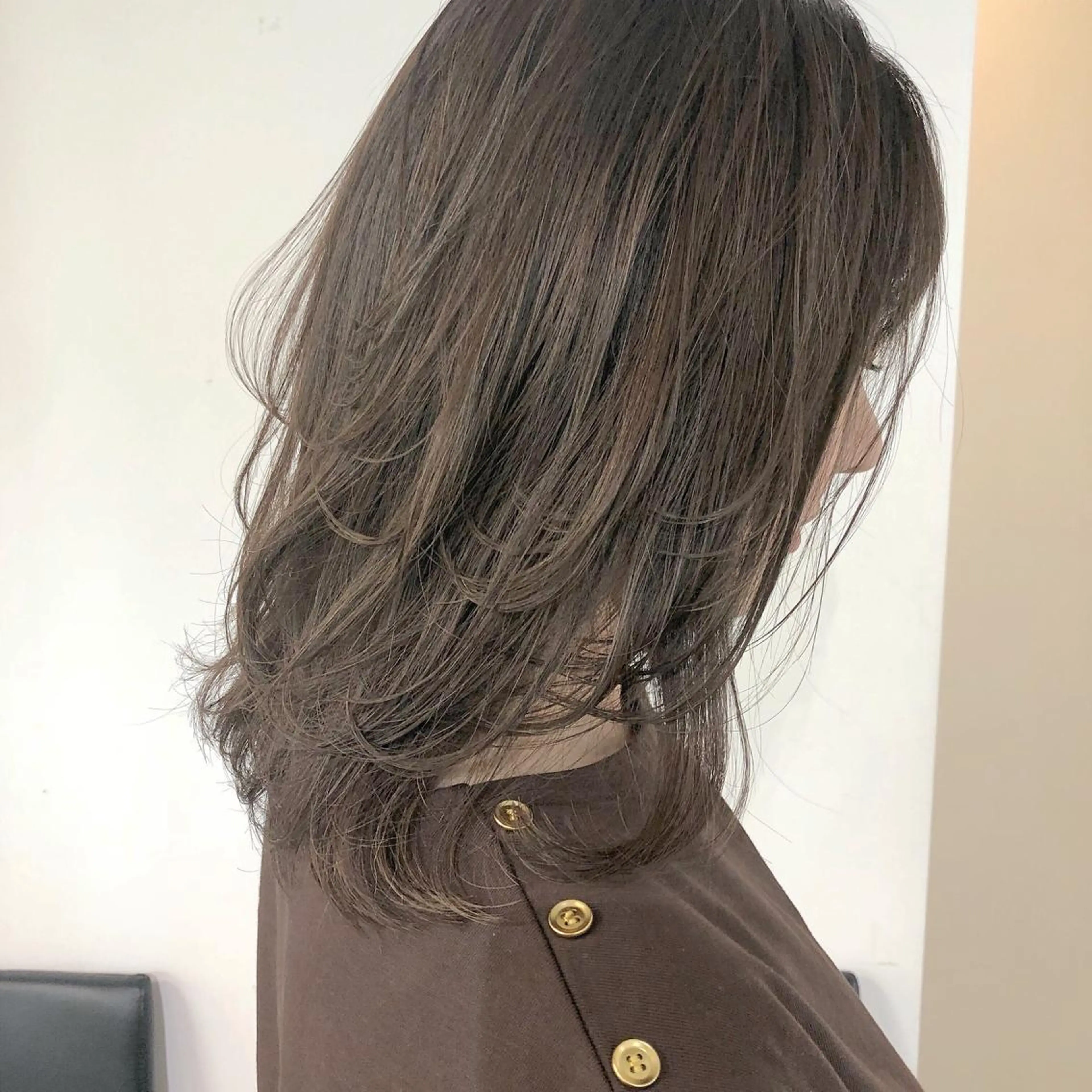 ミディアム カラー ヘアアレンジ レイヤーカット 榎園 由美のヘアスタイル