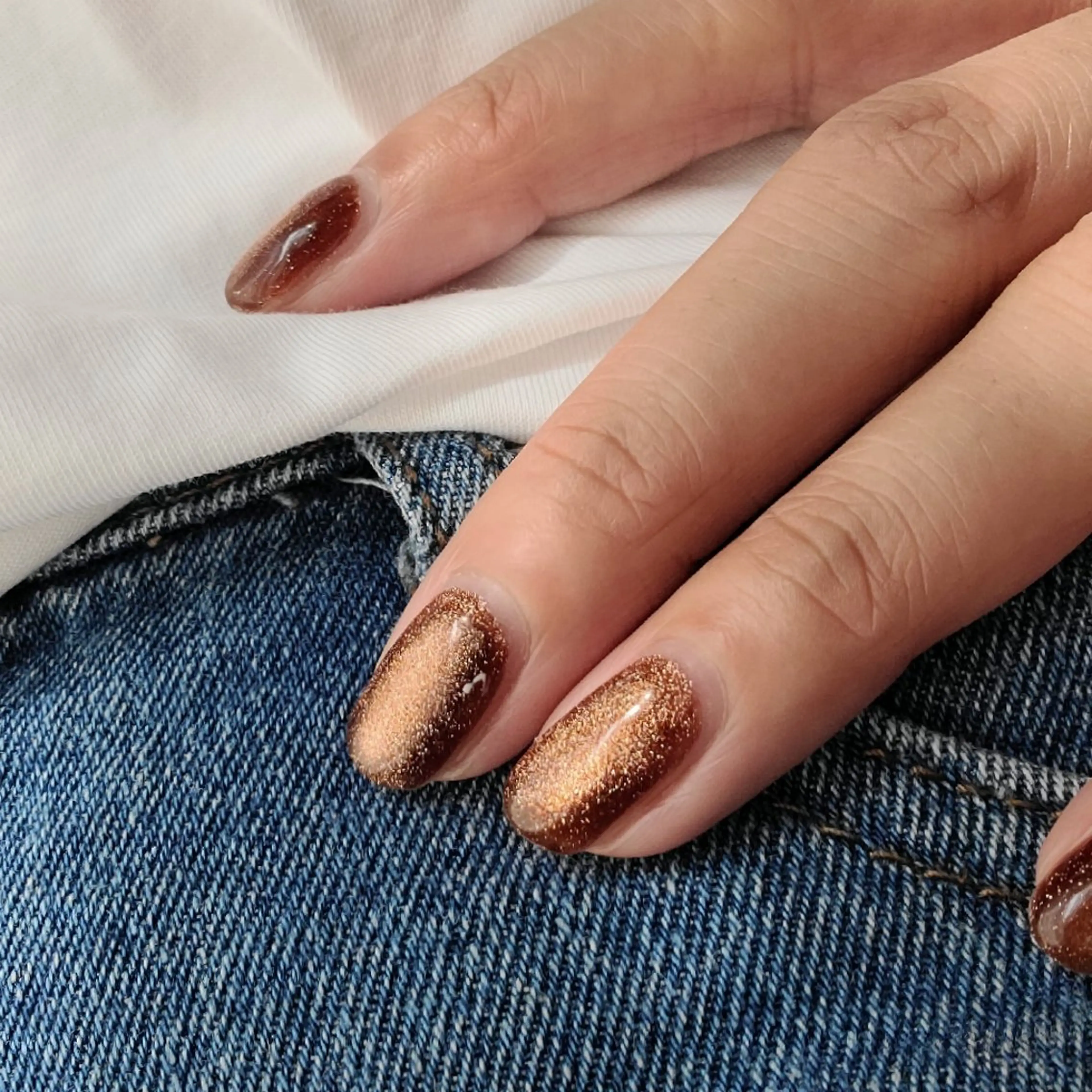 ネイル マグネットネイル 🌲🌳🚪iiit o🌲🌳🌲のネイルデザイン