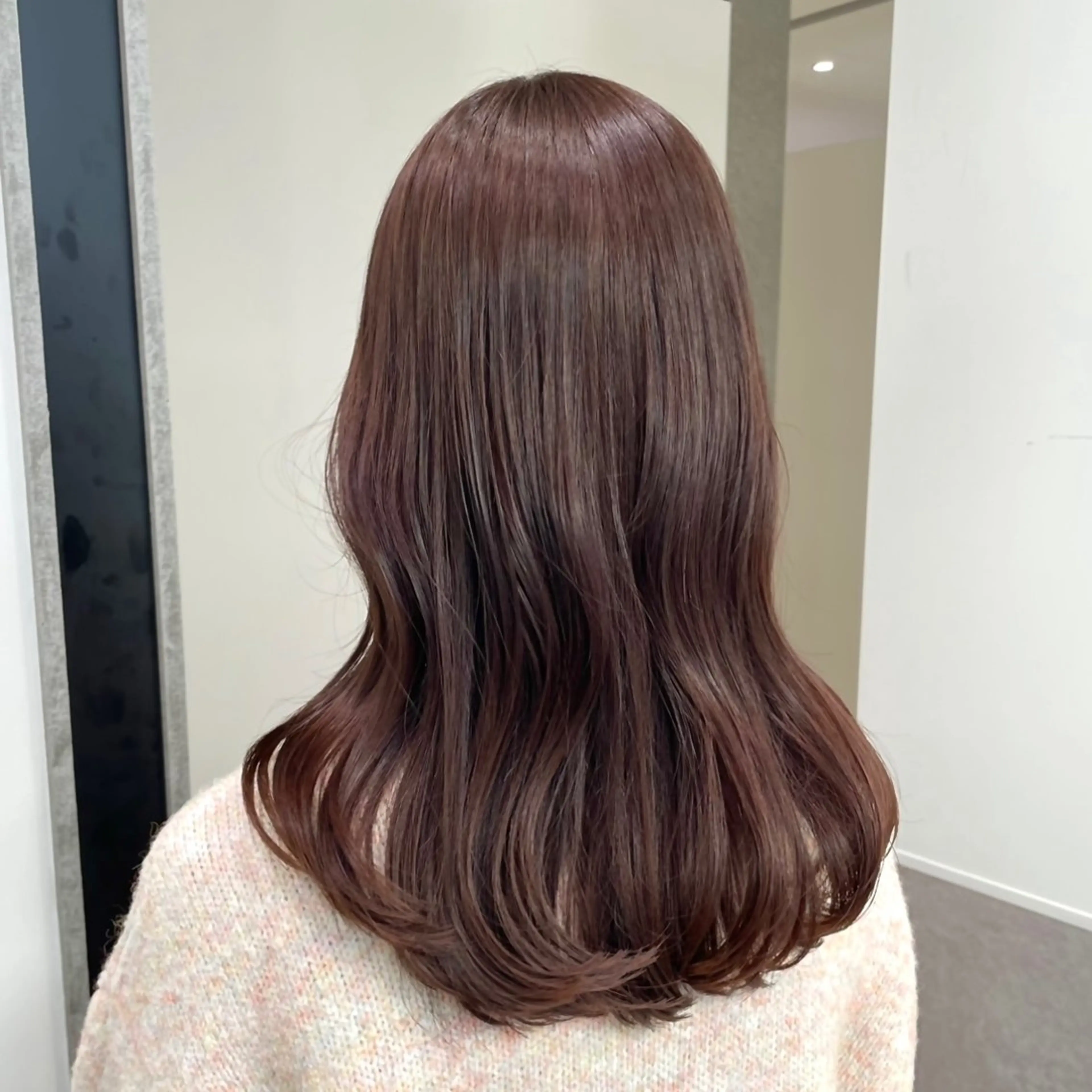セミロング カラー ブラウンカラー ピンクカラー ピンクブラウン カット ヘアカラー トリートメント GO TODAY 新宿Aura店所属・ベージュ🤎透明感 カラー🤎anriのヘアスタイル