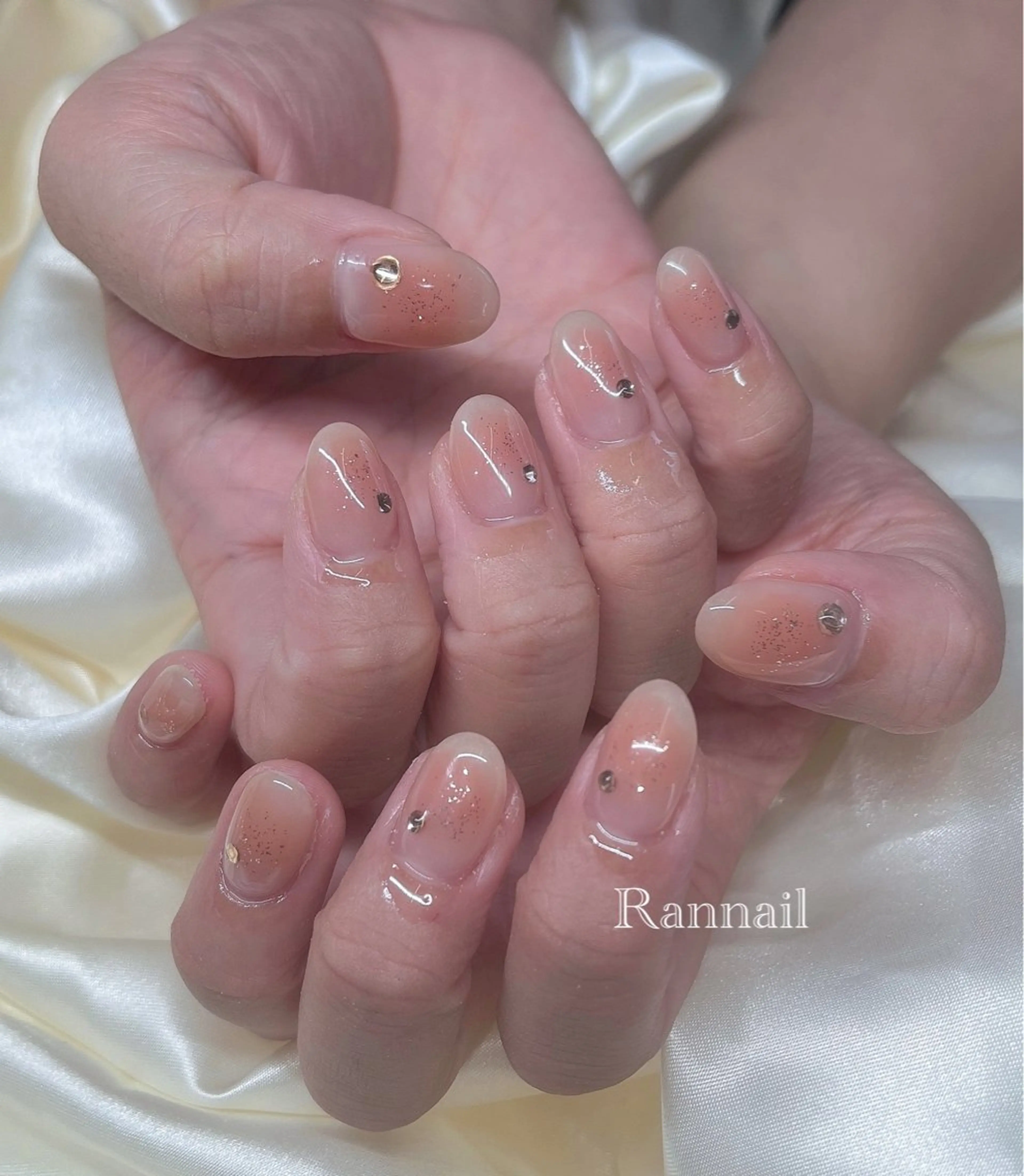 ネイル チークネイル ハンドネイル Ran  nail所属・Ran Nailのネイルデザイン