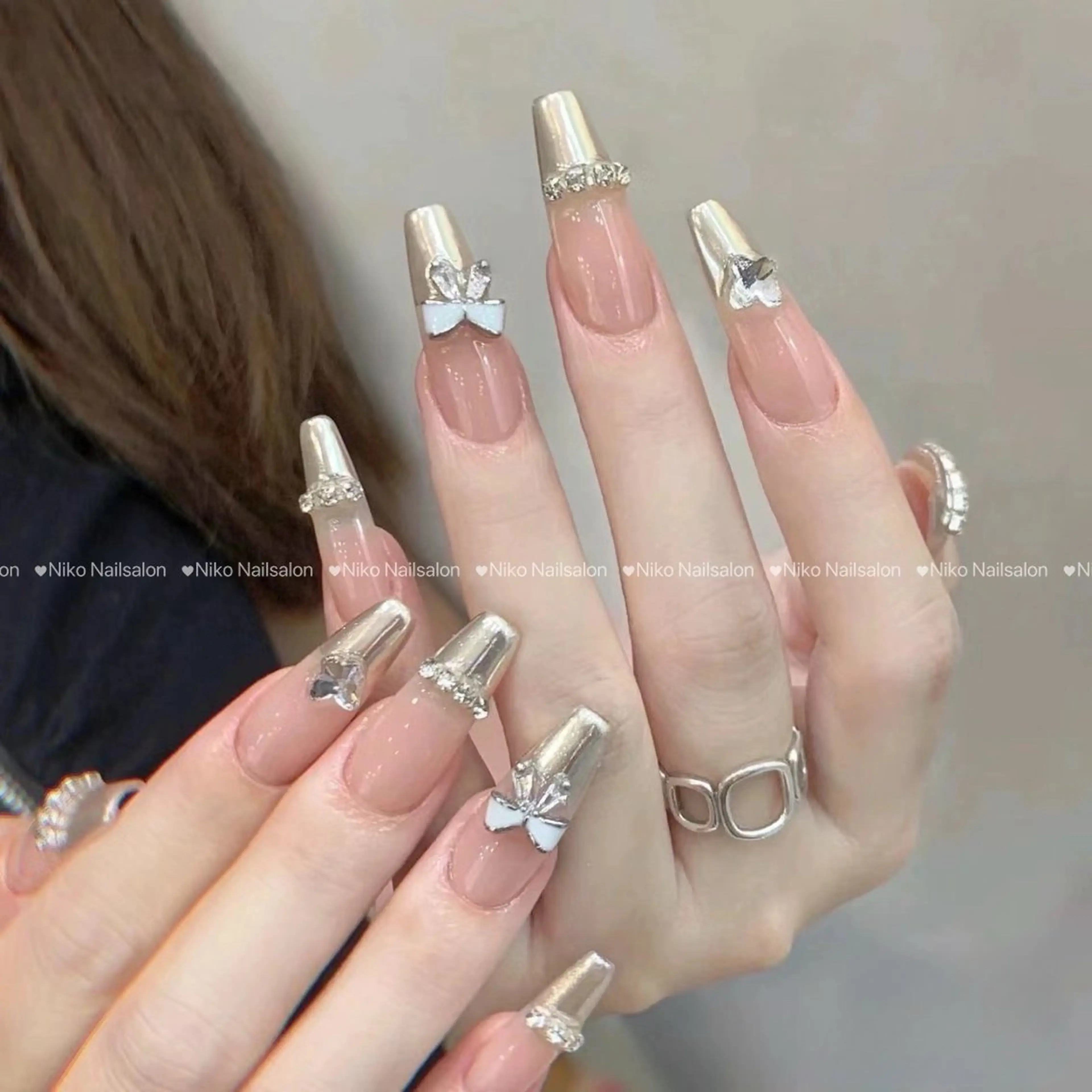 ネイル チークネイル 長さ出し フットネイル フレンチネイル ジェルネイル Niko Nail salon 銀座本店のネイルデザイン