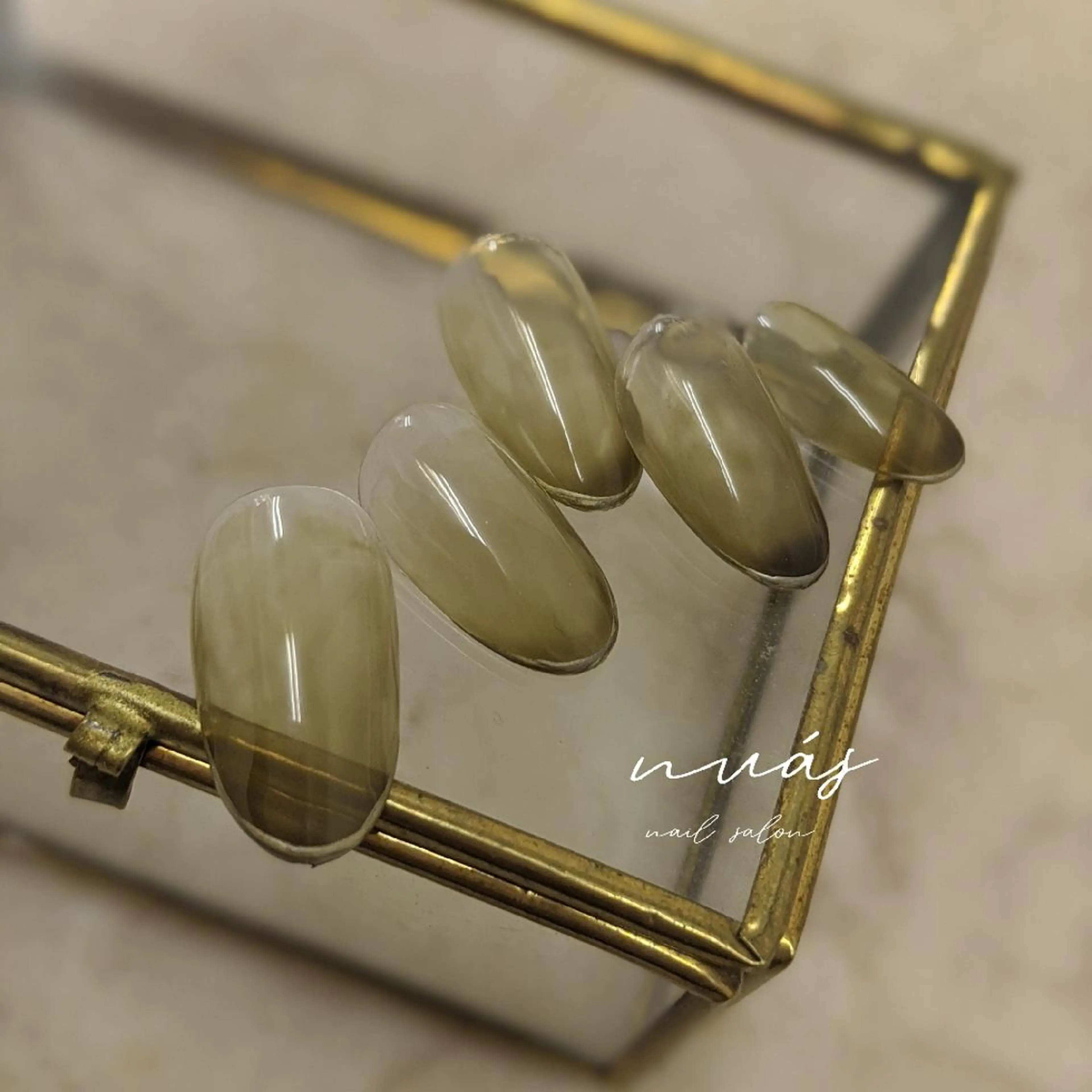 ネイル nuás nail & eyeのネイルデザイン