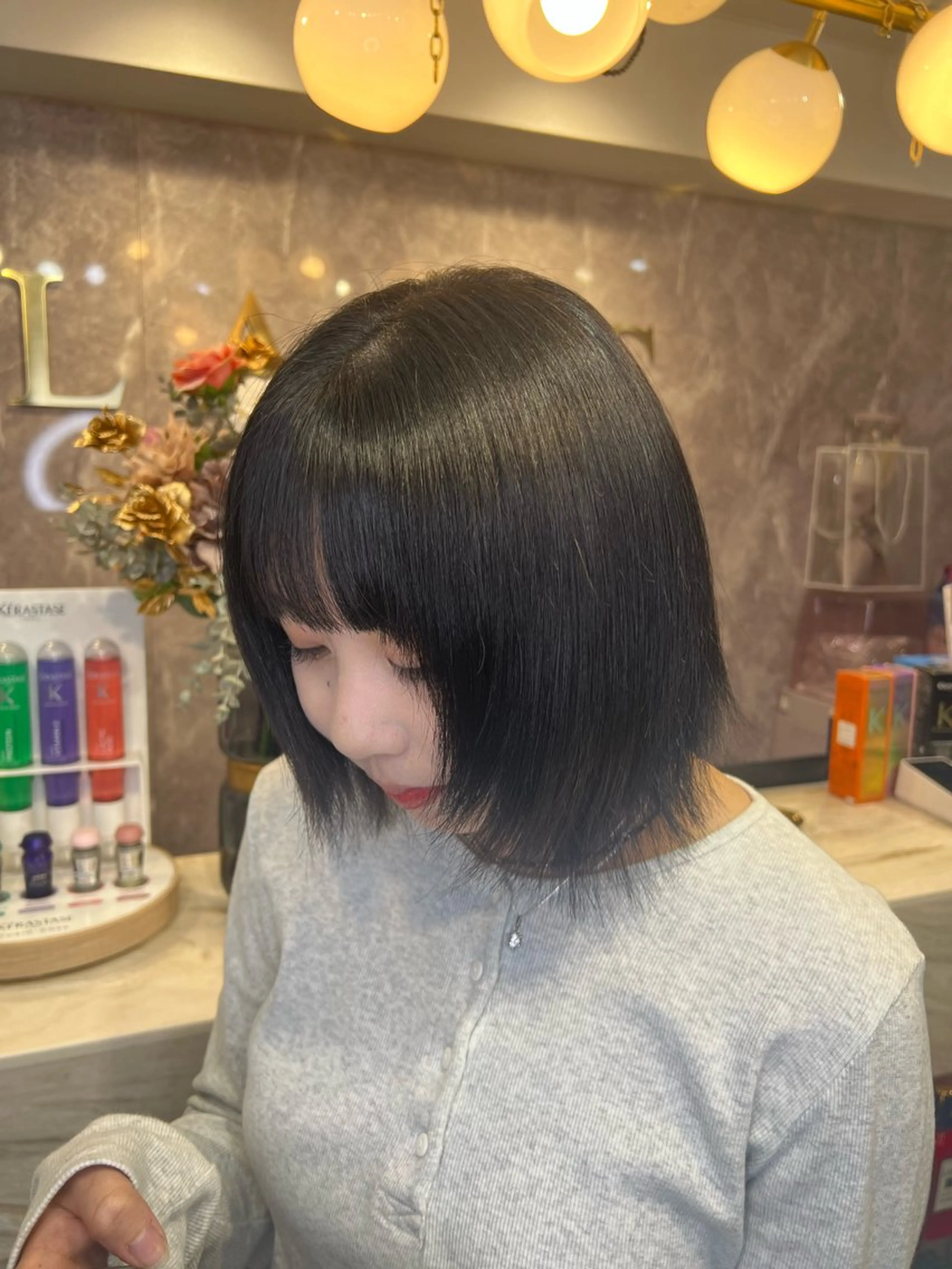 ショート カラー シールエクステ ベージュカラー 黒髪 ブリーチ ブルーカラー ハイトーン/髪質改善 🦋KASUGA🖤のヘアスタイル
