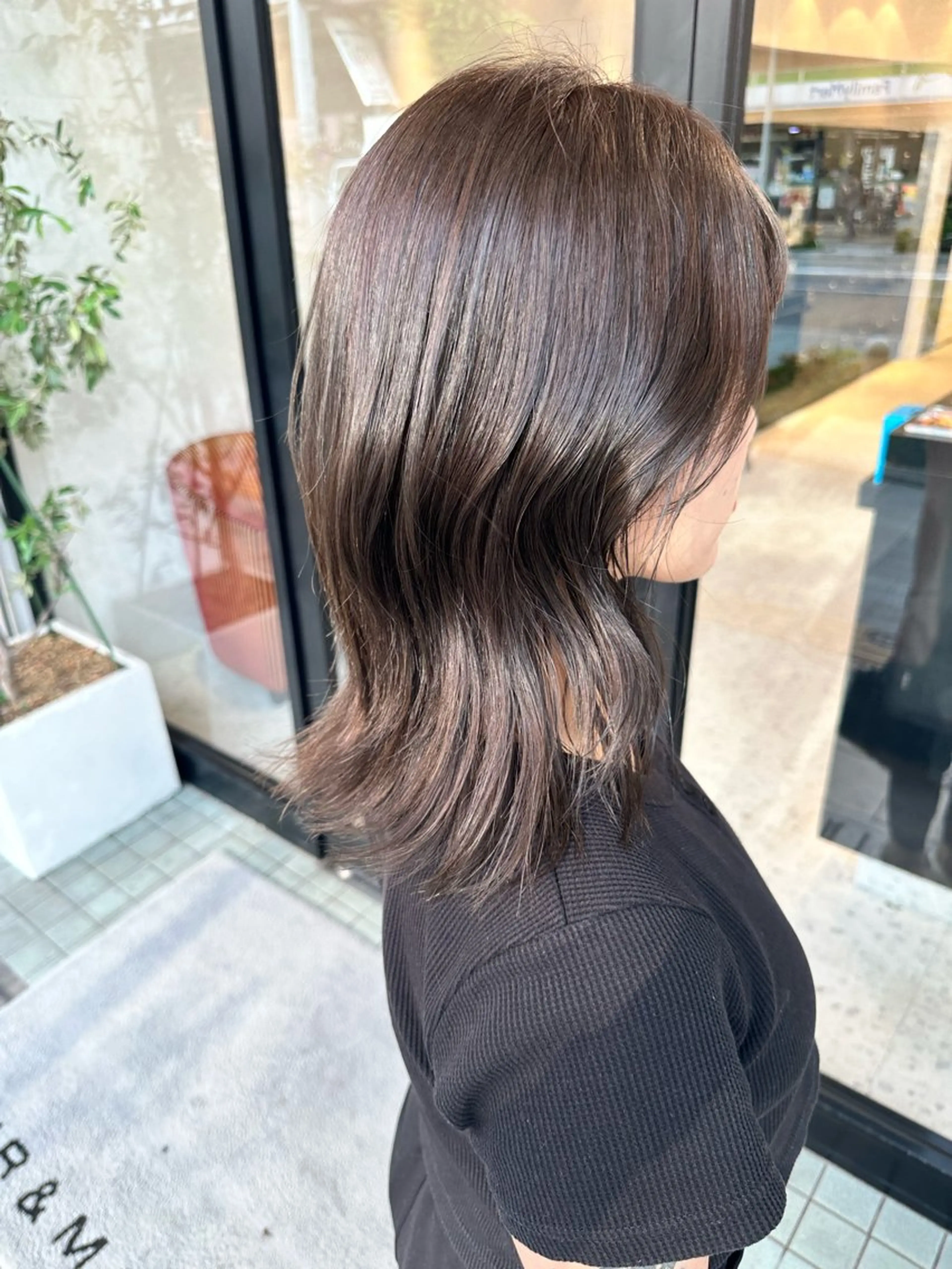 ミディアム カット ヘアカラー トリートメント EARTH岐阜所属・EARTH岐阜 林のヘアスタイル