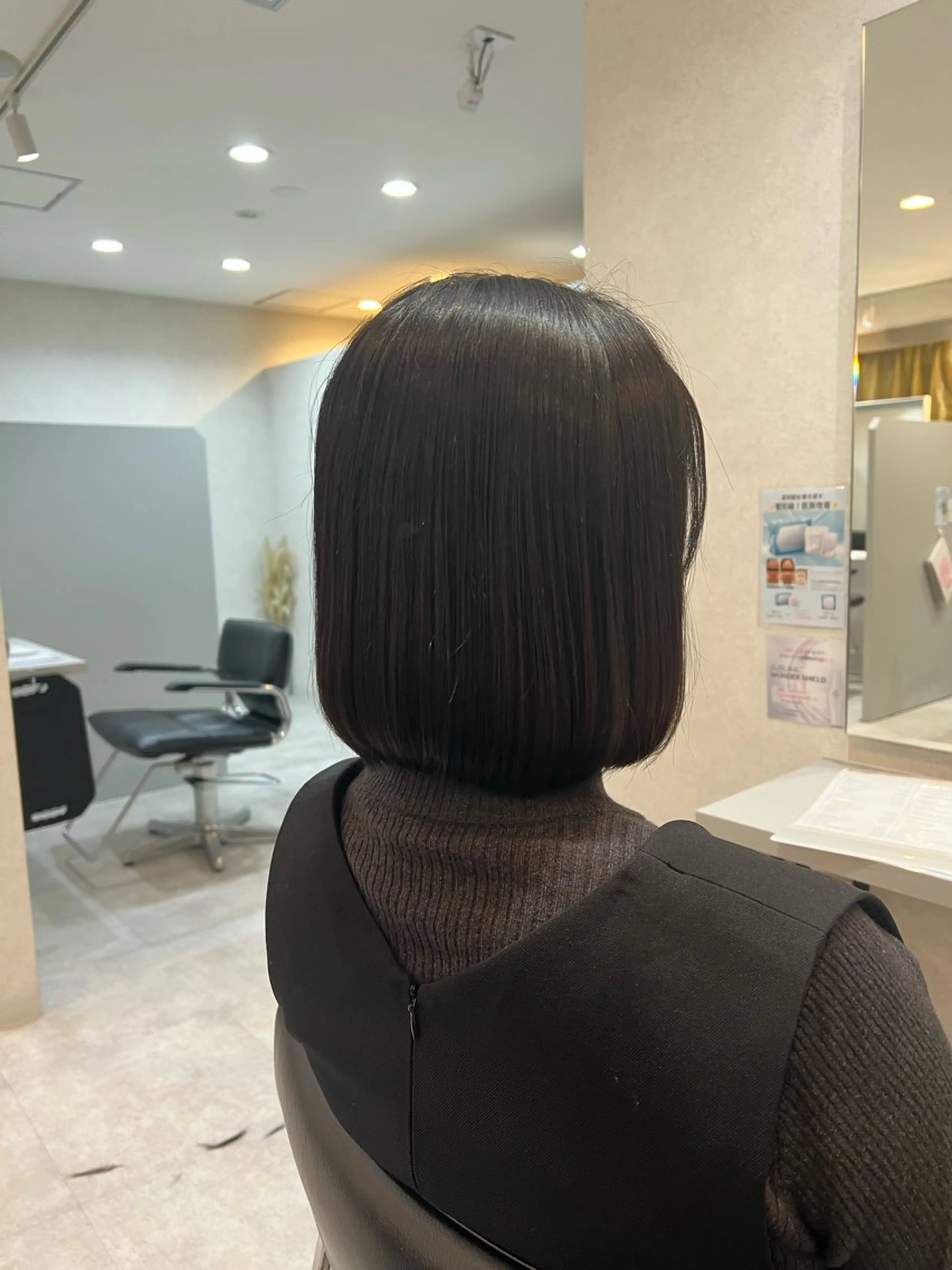 ショート まとまるツヤ髪カット ┆たんげ なるみのヘアスタイル