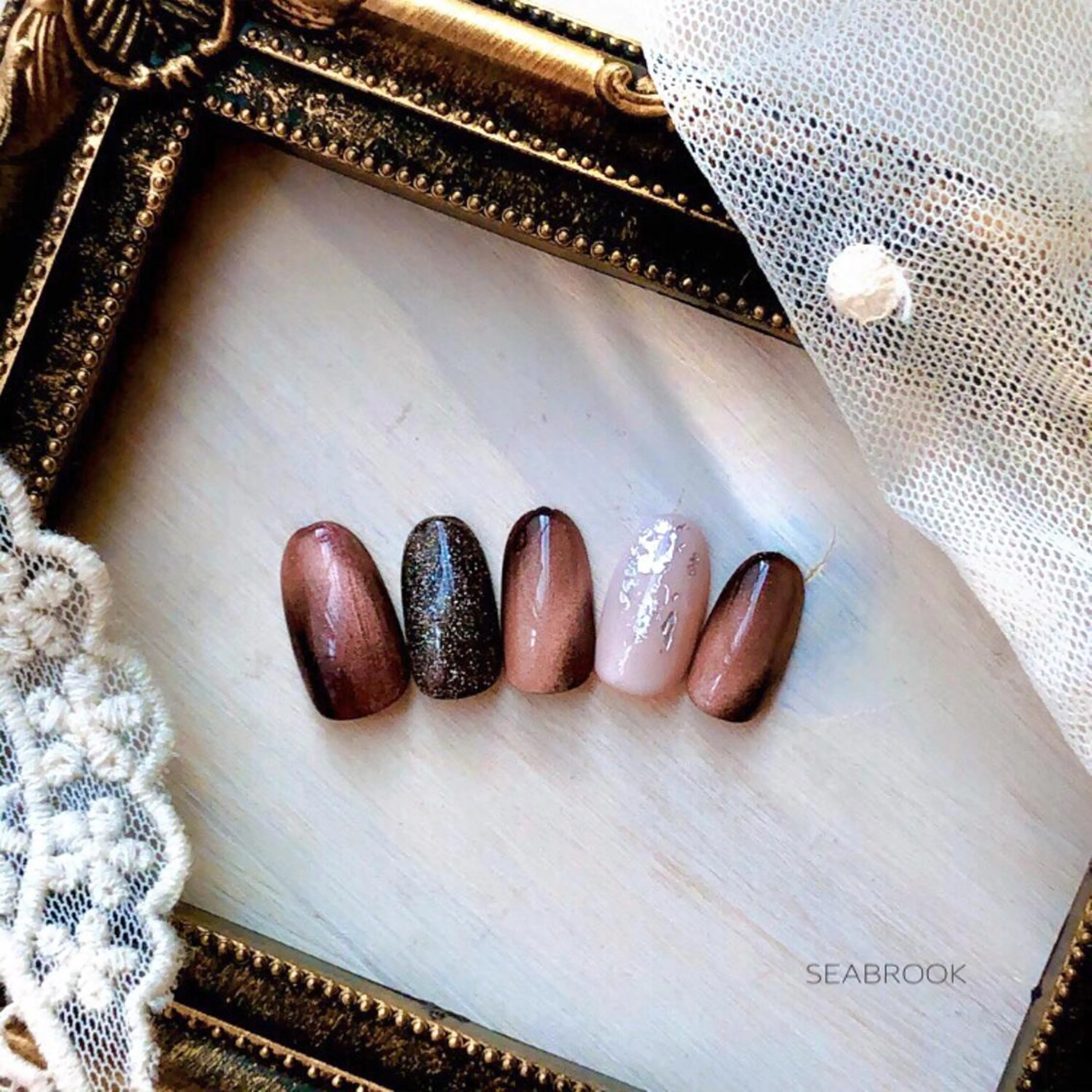 ネイル ジェルネイル マグネットネイル 鈴木 奈穂子のネイルデザイン