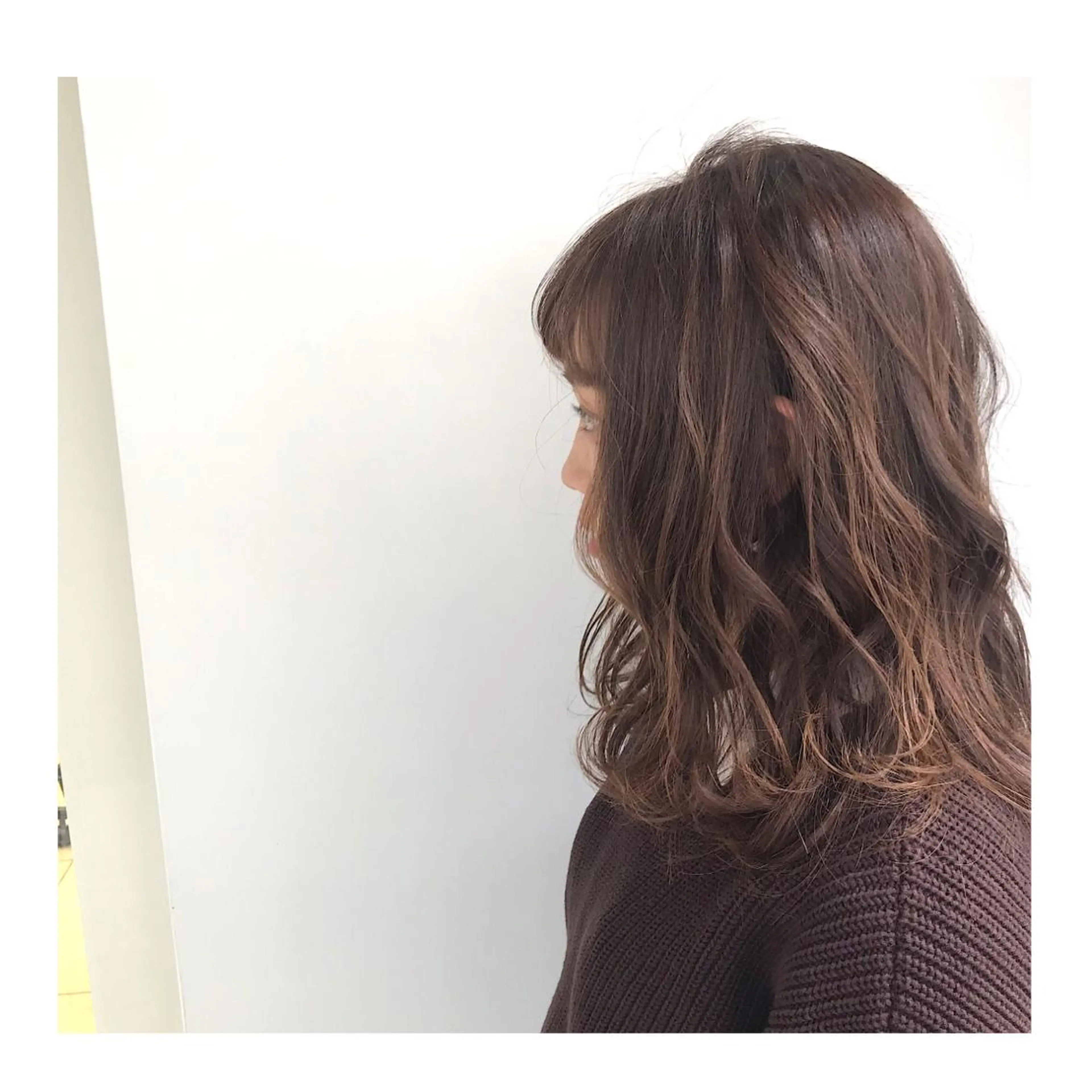 セミロング パーマ 30代からの大人 ショートのヘアスタイル