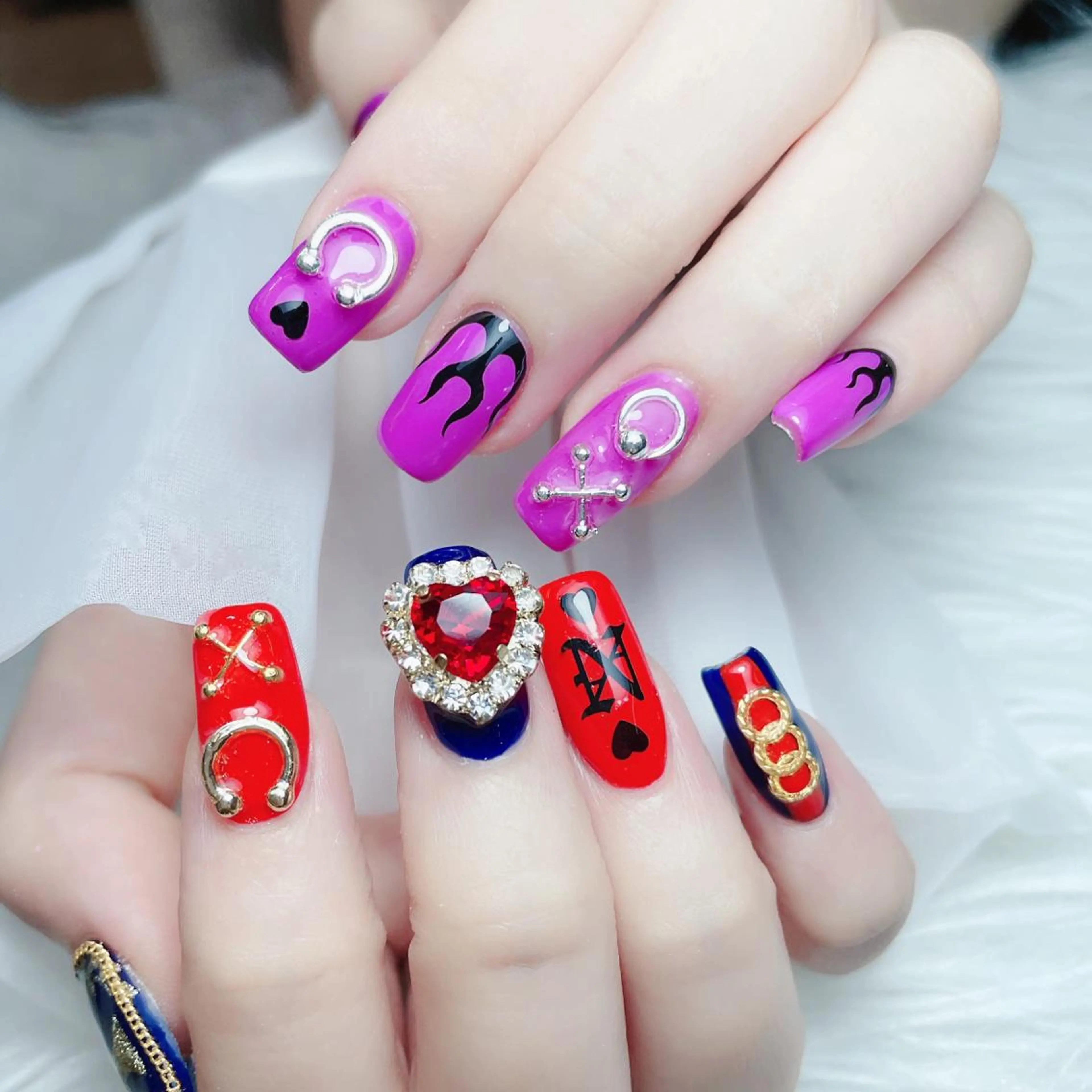 ネイル ハート 韓国ネイル 夏ネイル ワンホンネイル ハンドネイル Melody Nail所属・Melody 3D/スカルプ専門店のネイルデザイン