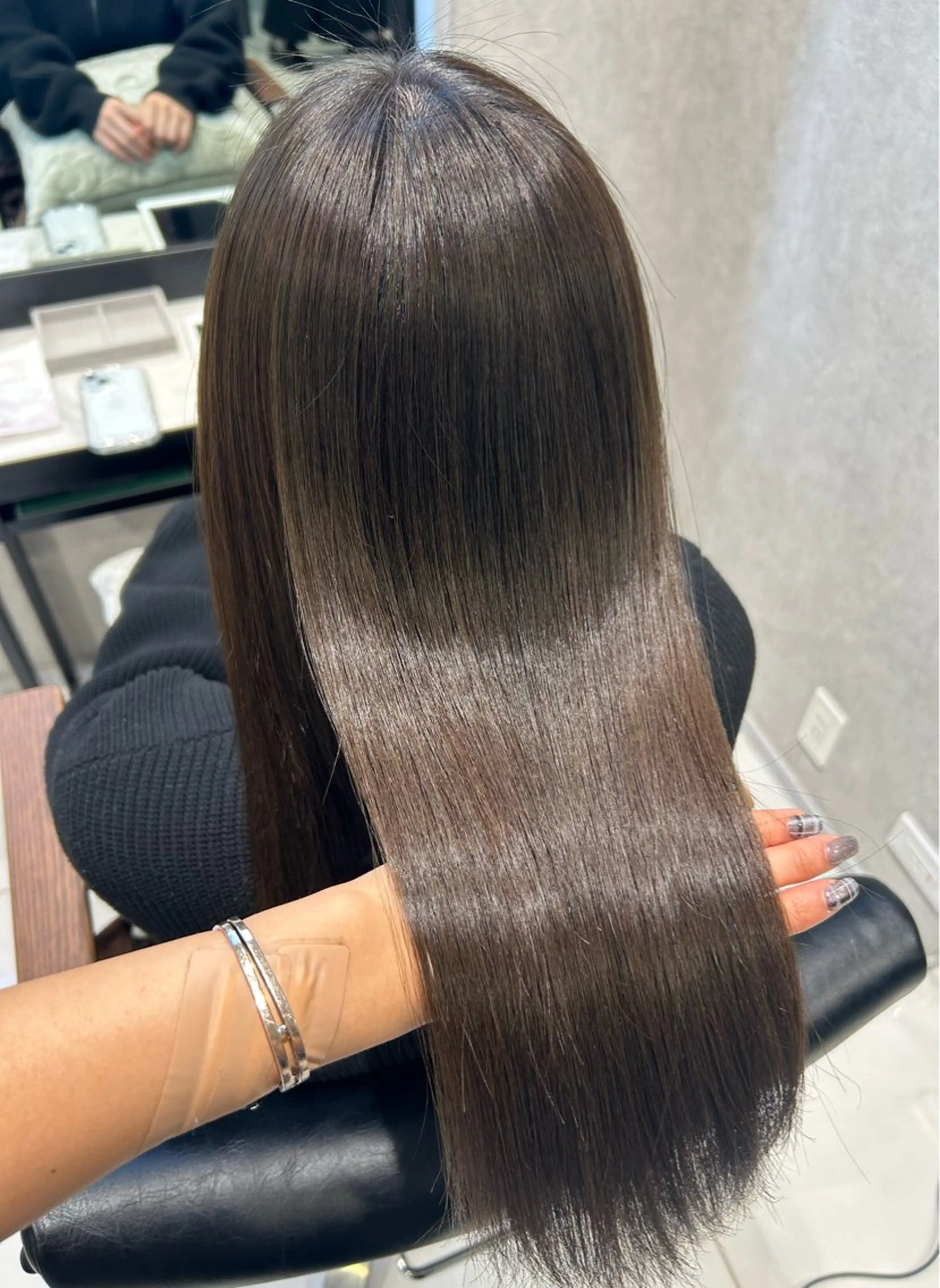 カラー ベージュカラー オリーブベージュ カット ヘアカラー トリートメント 透明感カラー🩵 束感まつげ🪼海月のマツエク・マツパデザイン