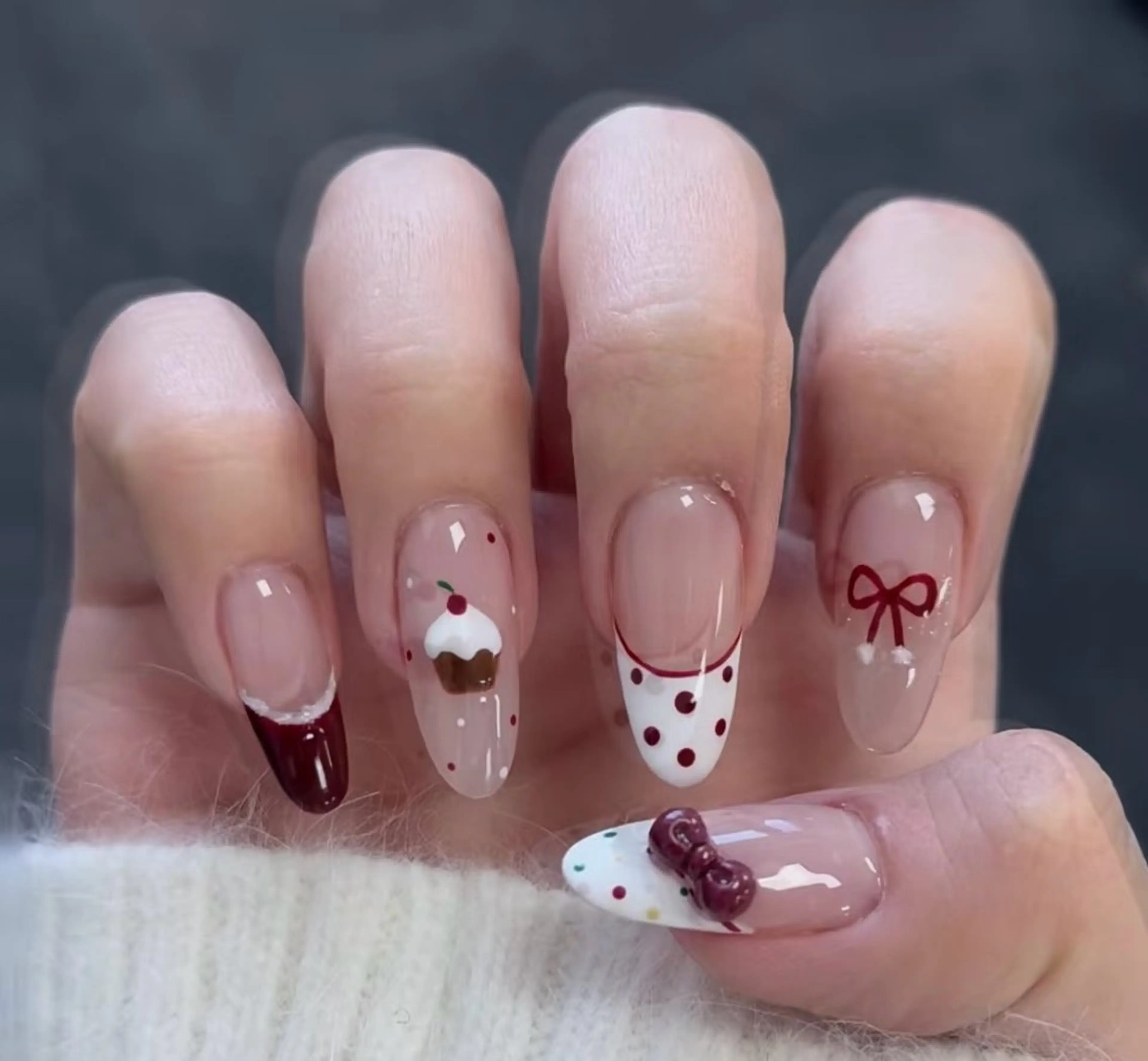 ネイル 高木 維麗絲のネイルデザイン