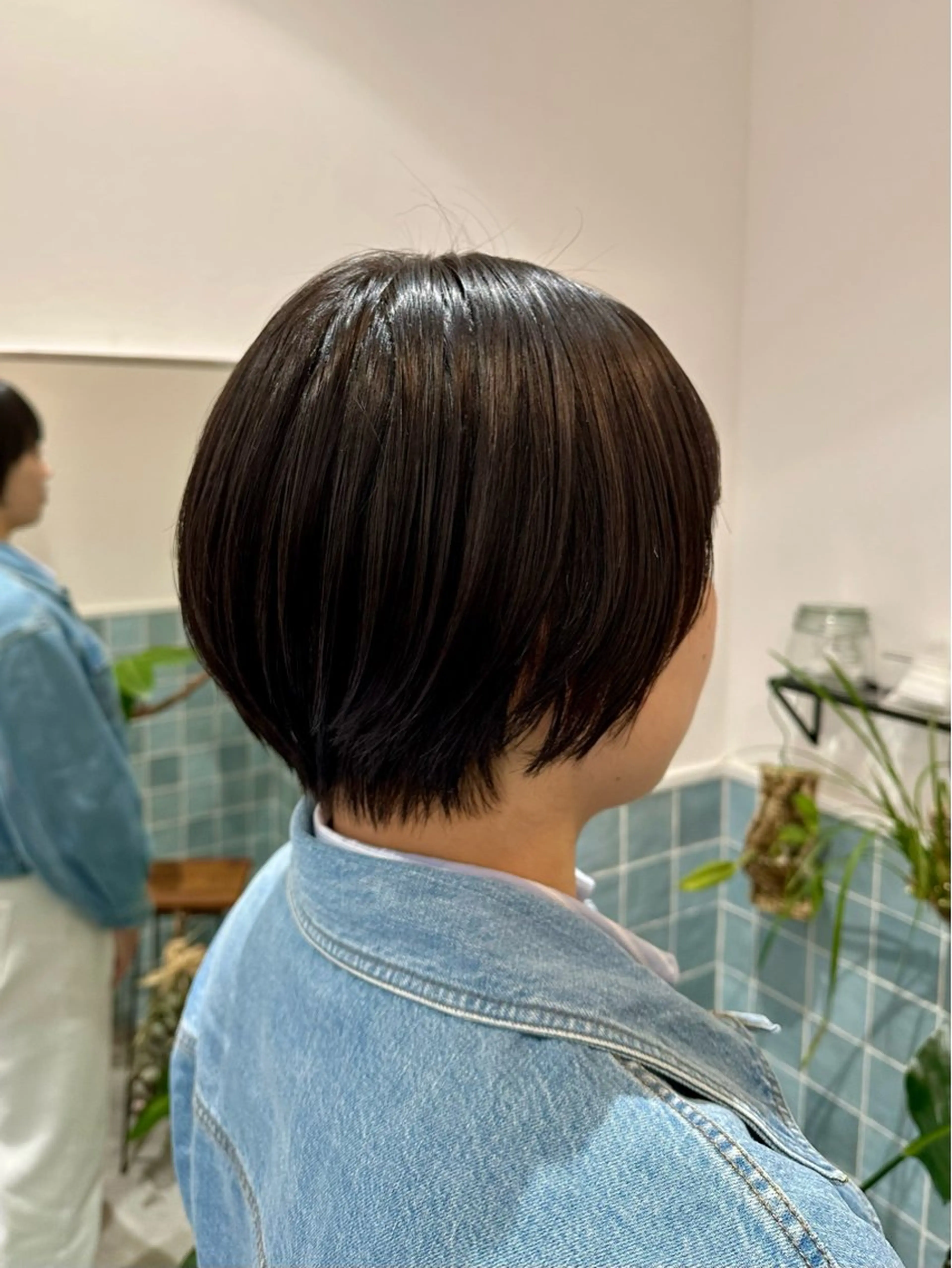 ショート 🍑ブリーチなし ダブルカラーuRiのヘアスタイル