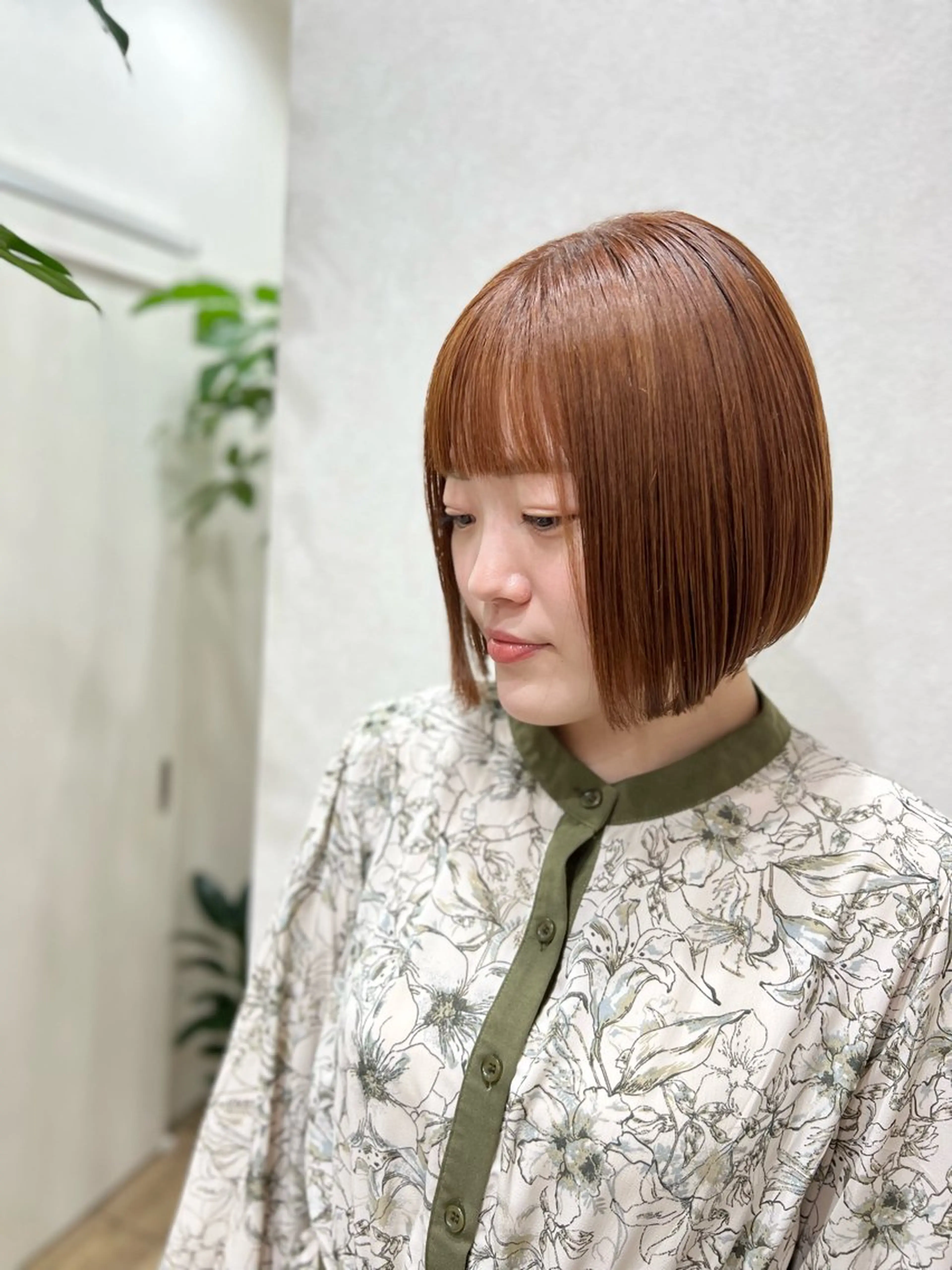 ショート カラー ベージュカラー ブリーチ ブリーチなしカラー オレンジ オレンジベージュ 🍇おぐら めぐみ🍇のヘアスタイル