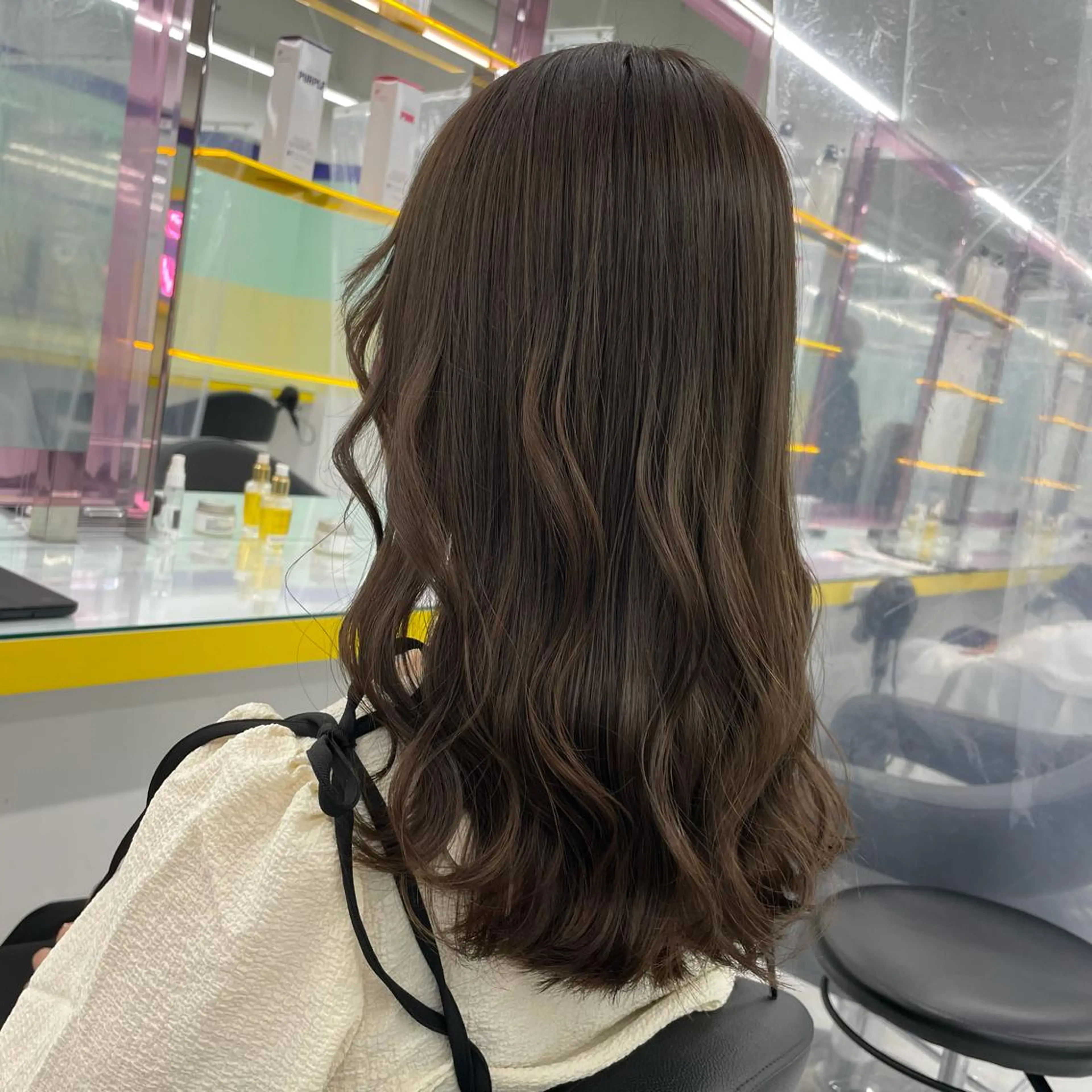 ロング カラー ヘアアレンジ カット ヘアカラー トリートメント ☁️縮毛矯正✖️ 赤み消し☁️りくのヘアスタイル