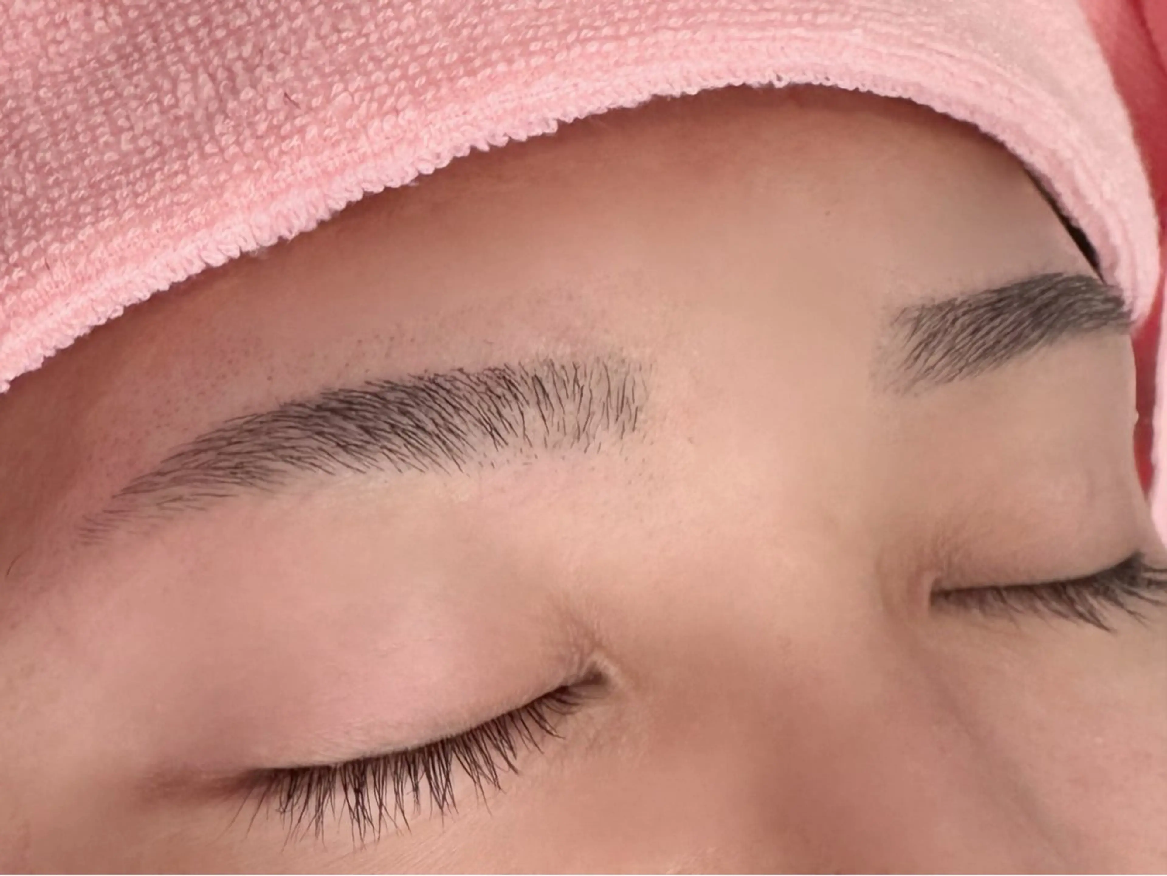 メンズ アイブロウ ワックス脱毛 眉カット 富口 桂のマツエク・マツパデザイン