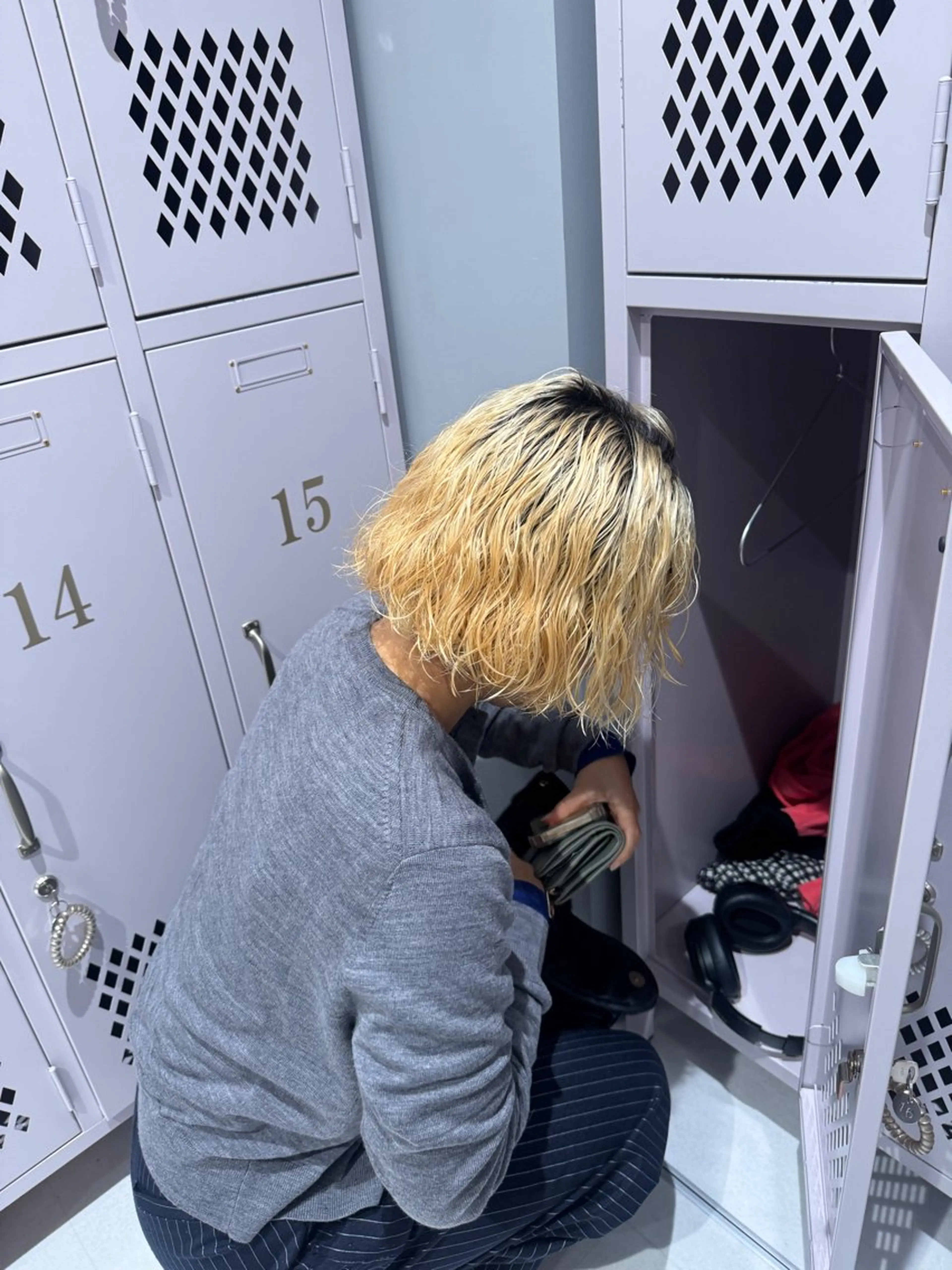 ショート カラー パーマ 艶 ケアブリーチ 🎀🩵RISAのヘアスタイル