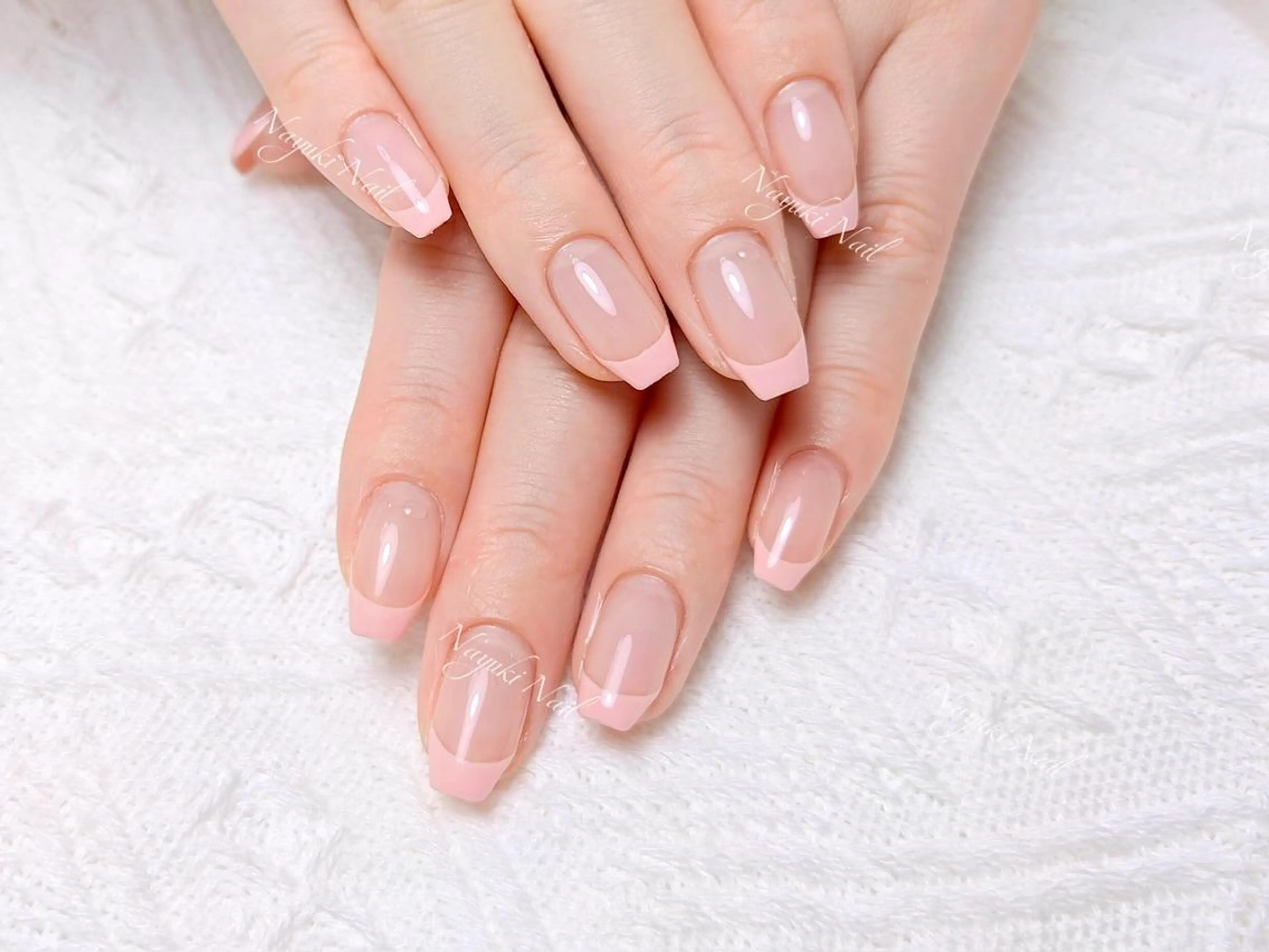 ネイル 🦋 Queenieのネイルデザイン