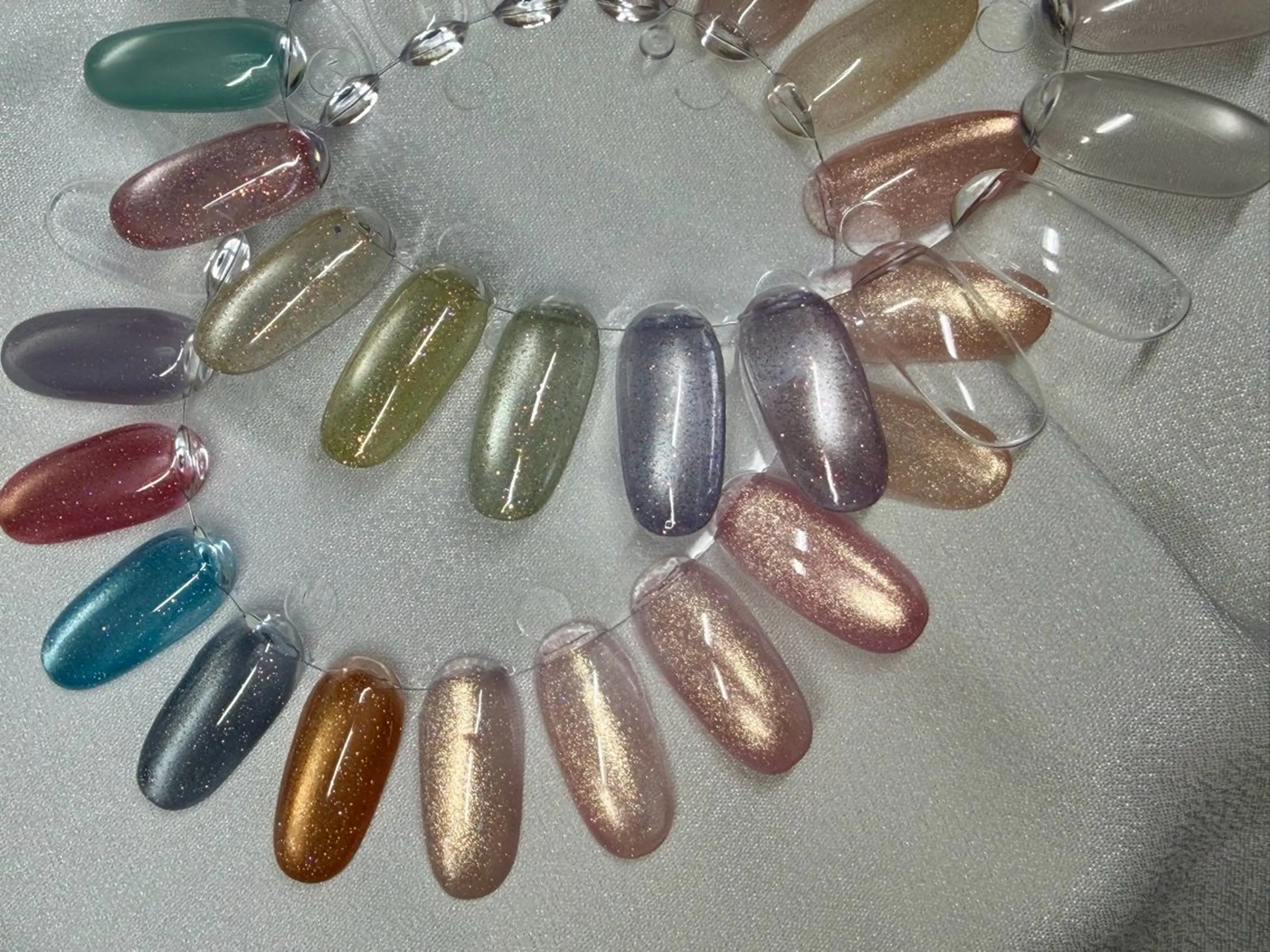 ネイル マグネットネイル salon JUNOのネイルデザイン