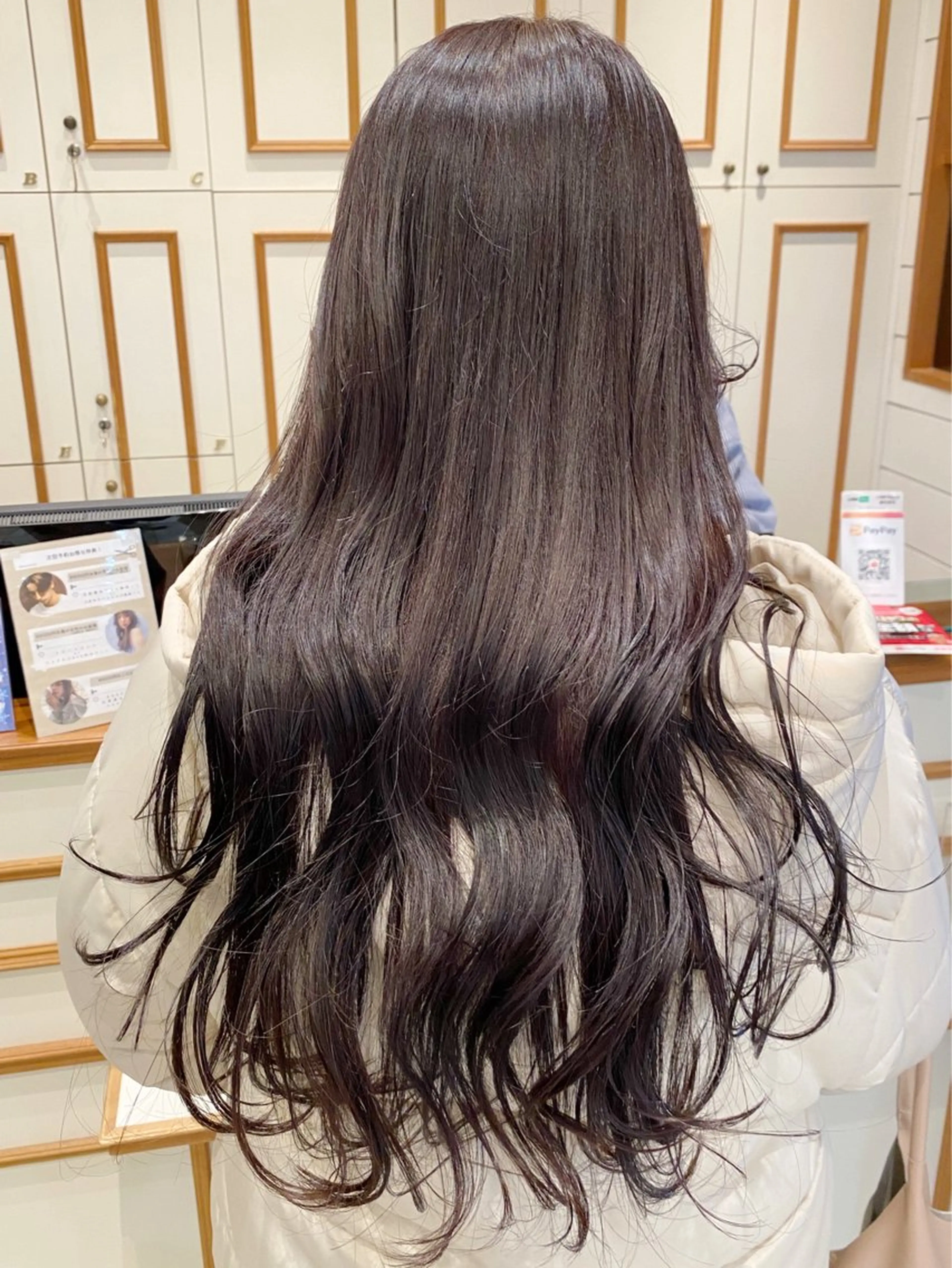 ロング カラー グレージュ ラベンダーカラー ラベンダーグレージュ ラベンダーグレー 🧸にしかた ちひろ🧸 / 渋谷のヘアスタイル