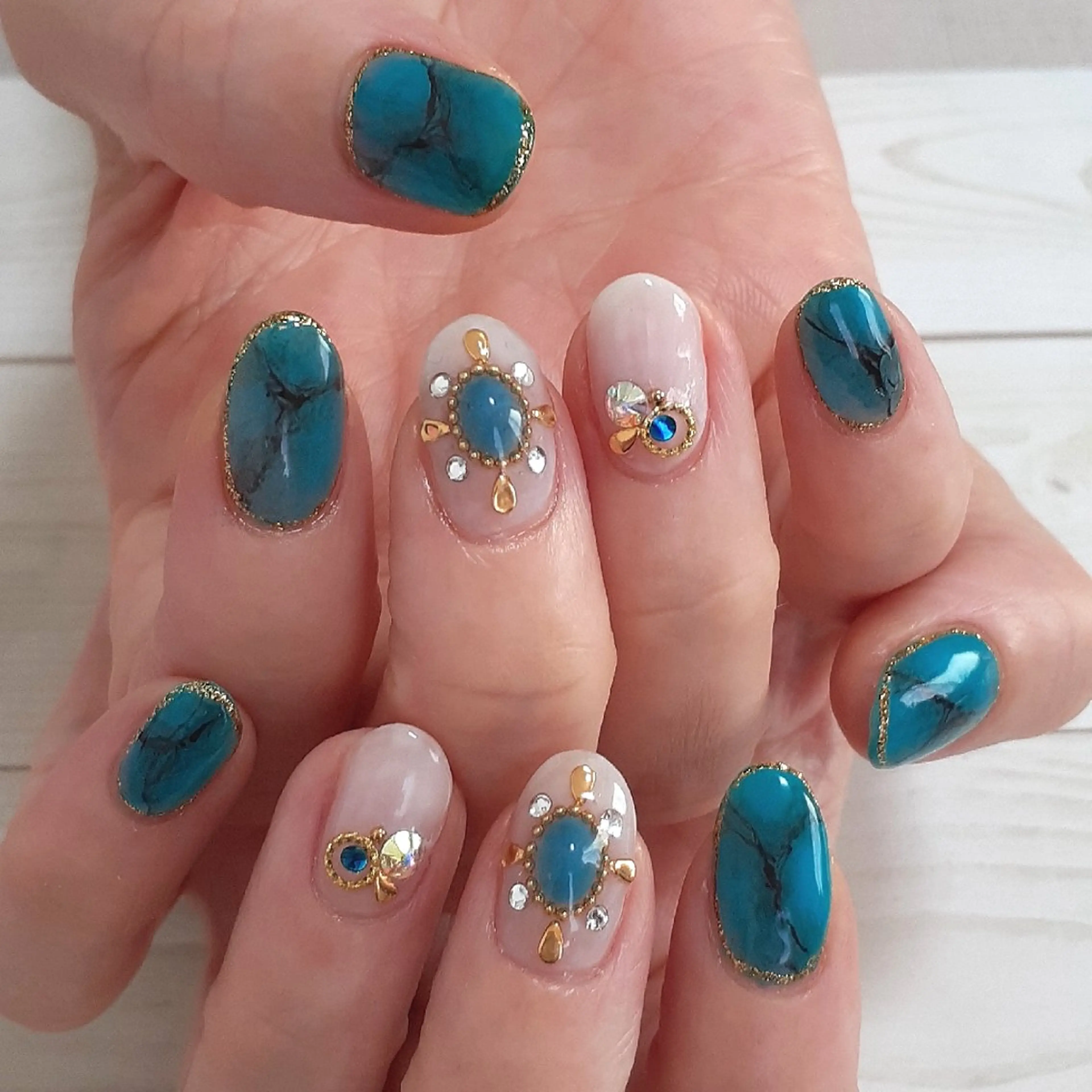 ネイル ハンドネイル 池元 真由美のネイルデザイン