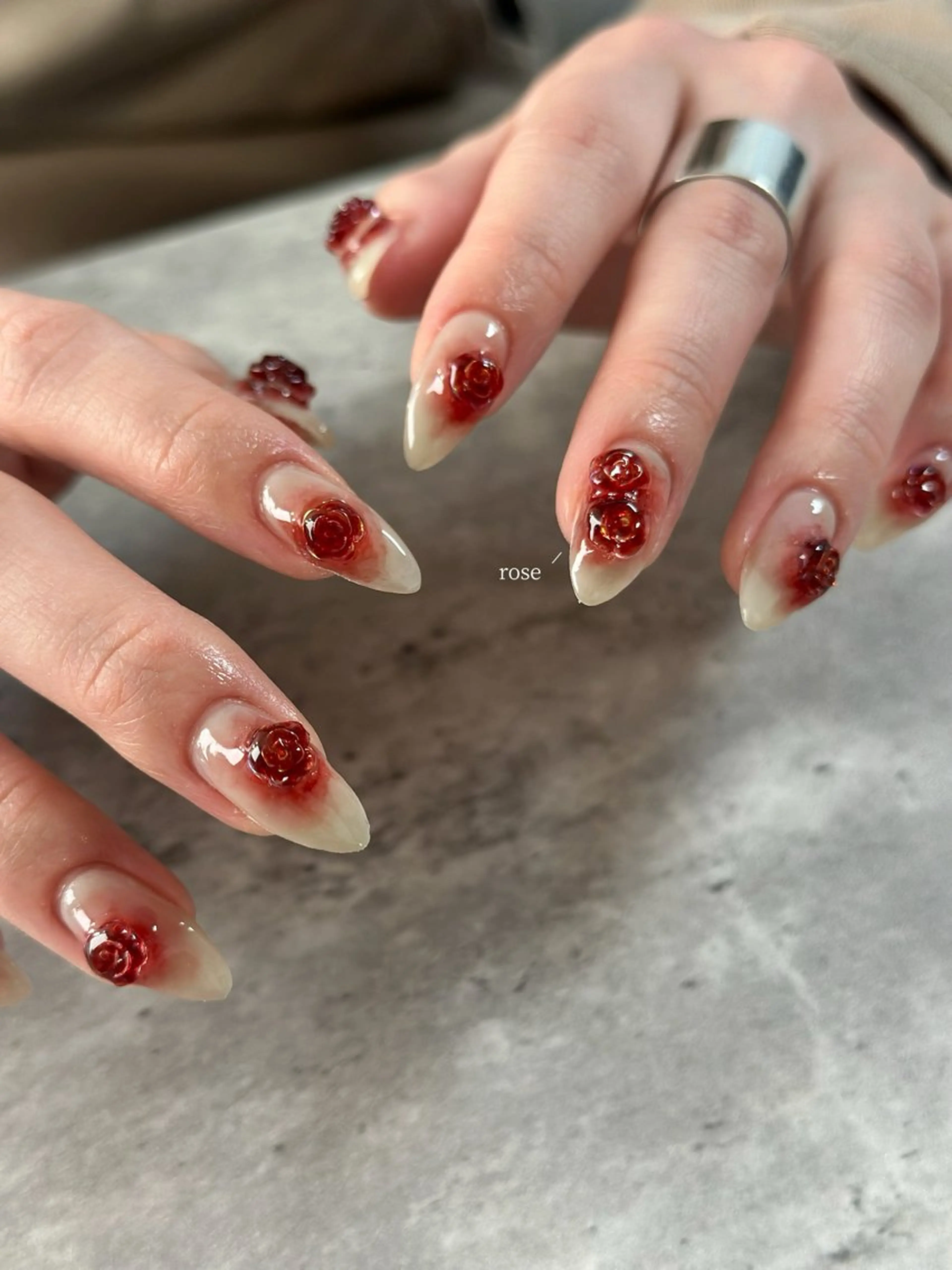 ネイル ハンドネイル One's Nail Roomのネイルデザイン