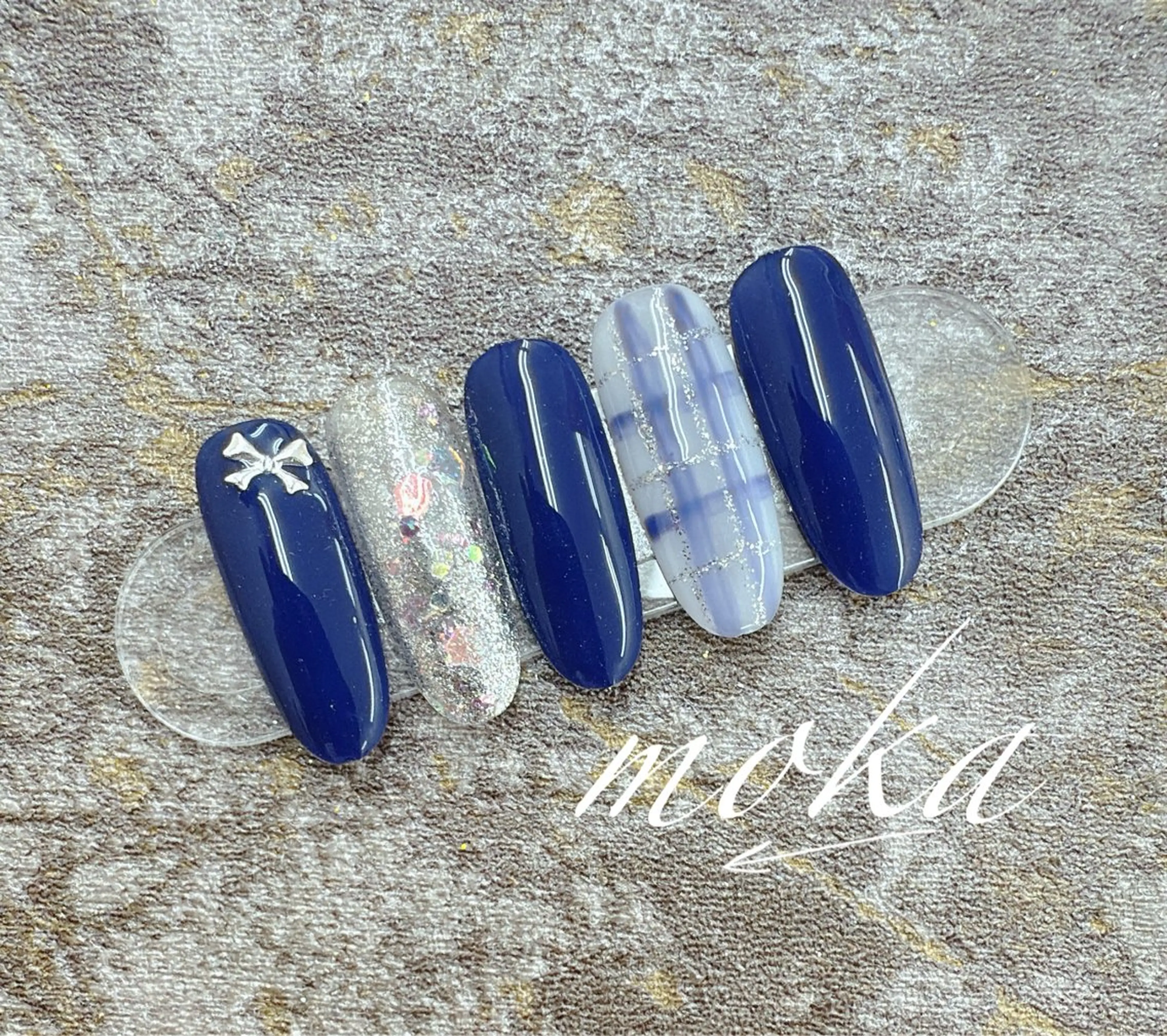 ネイル ハンドネイル ハンドケア 胡蝶蘭レディースサロ ンNailMOKAのネイルデザイン