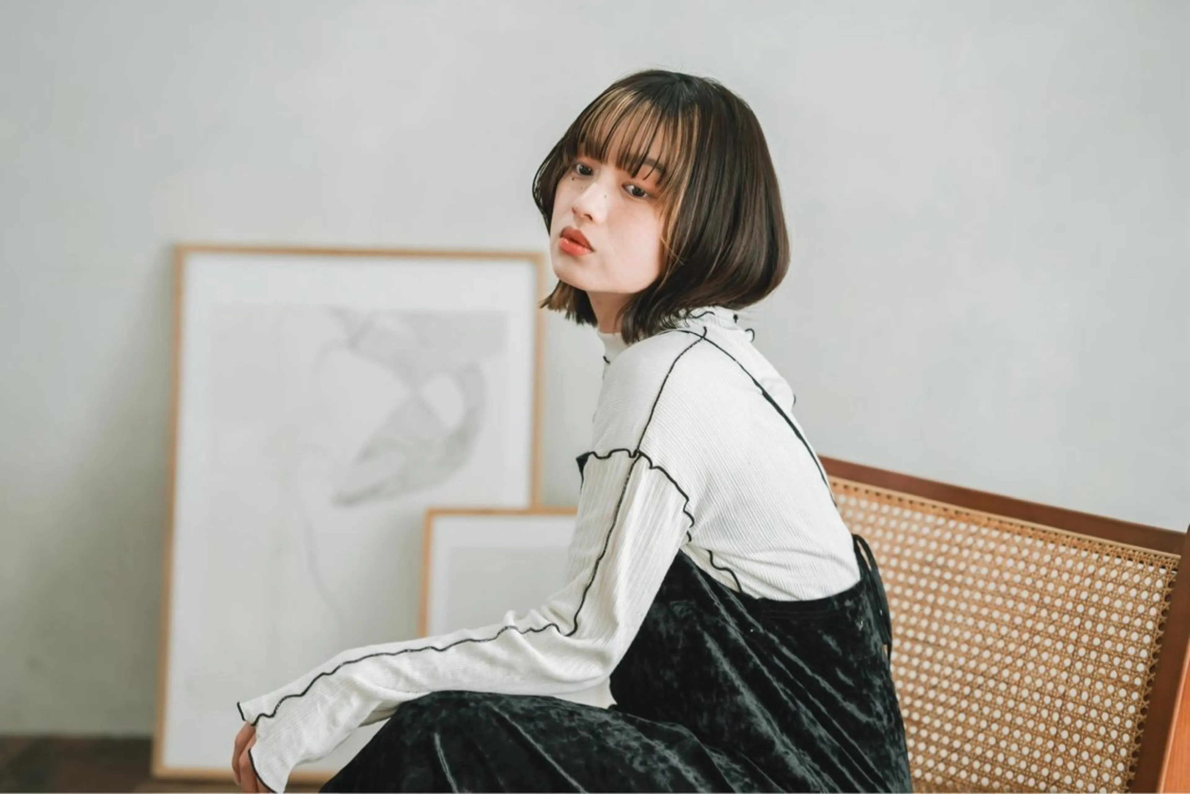 ミディアム カラー 近藤 若菜のヘアスタイル