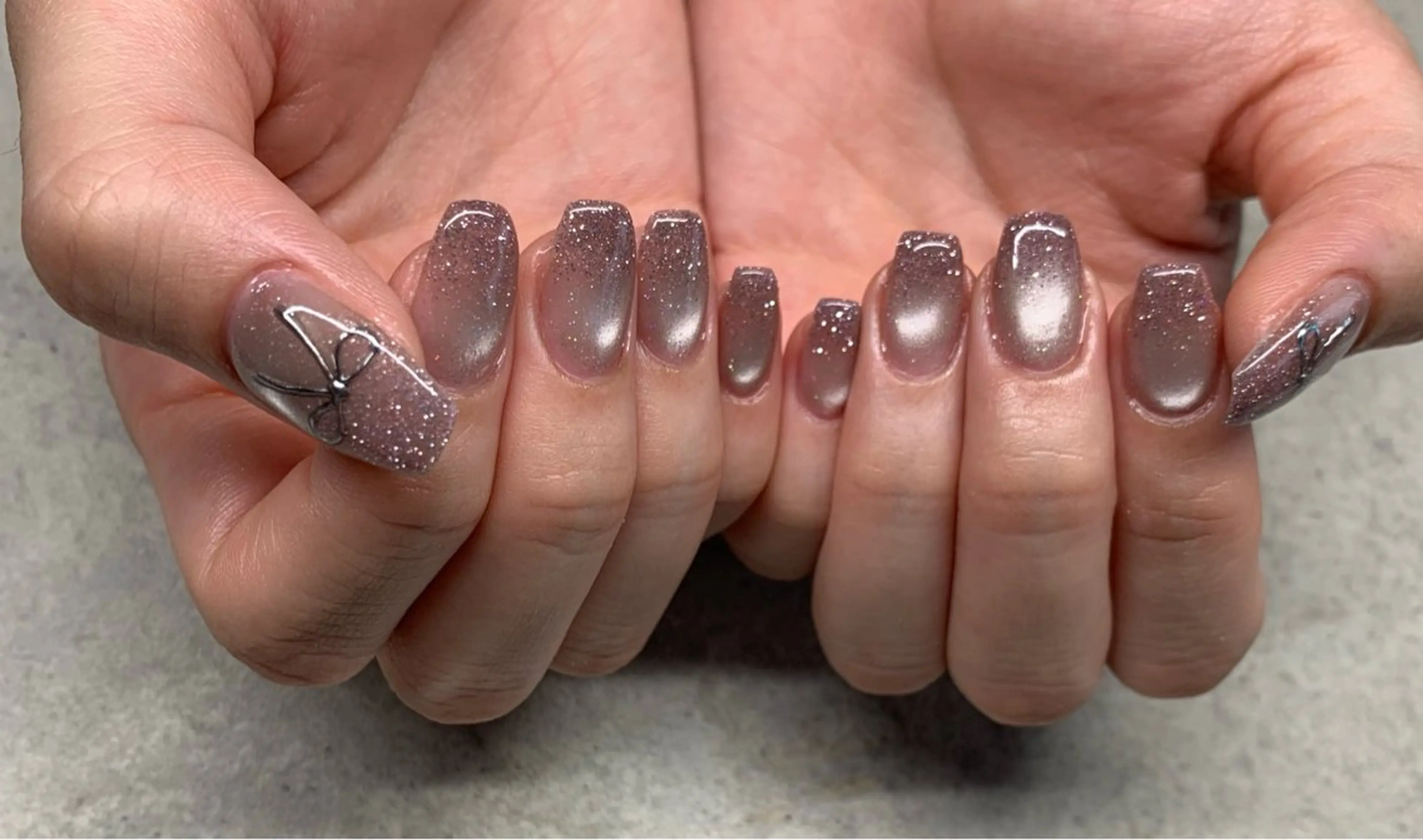 ネイル アートネイル フラッシュネイル マグネットネイル ニュアンスネイル オフィスネイル ハンドネイル sufu. nail YUKIのネイルデザイン