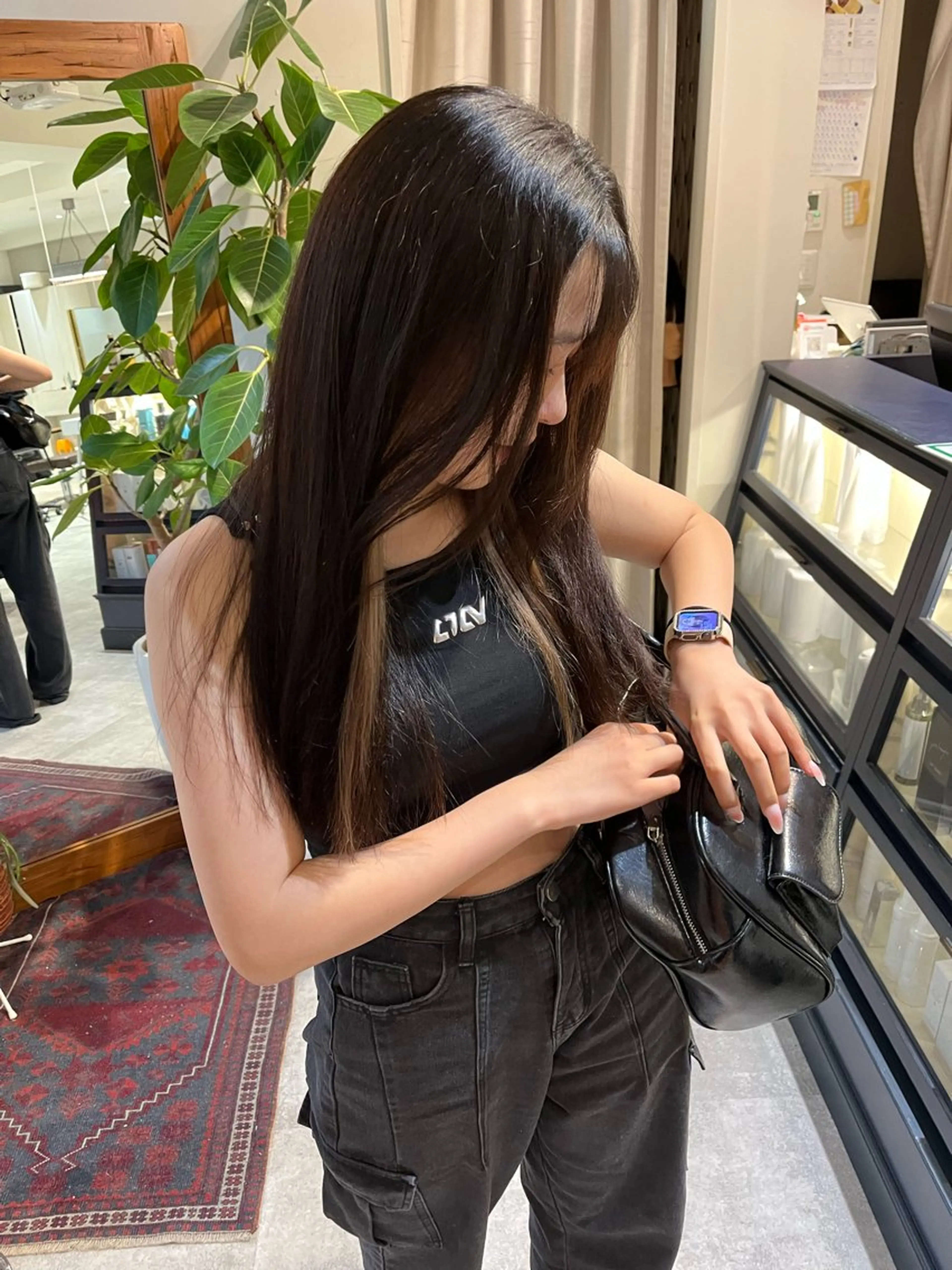ロング カラー 縮毛矯正 SIKI yuuna レイヤーカット🪽のヘアスタイル