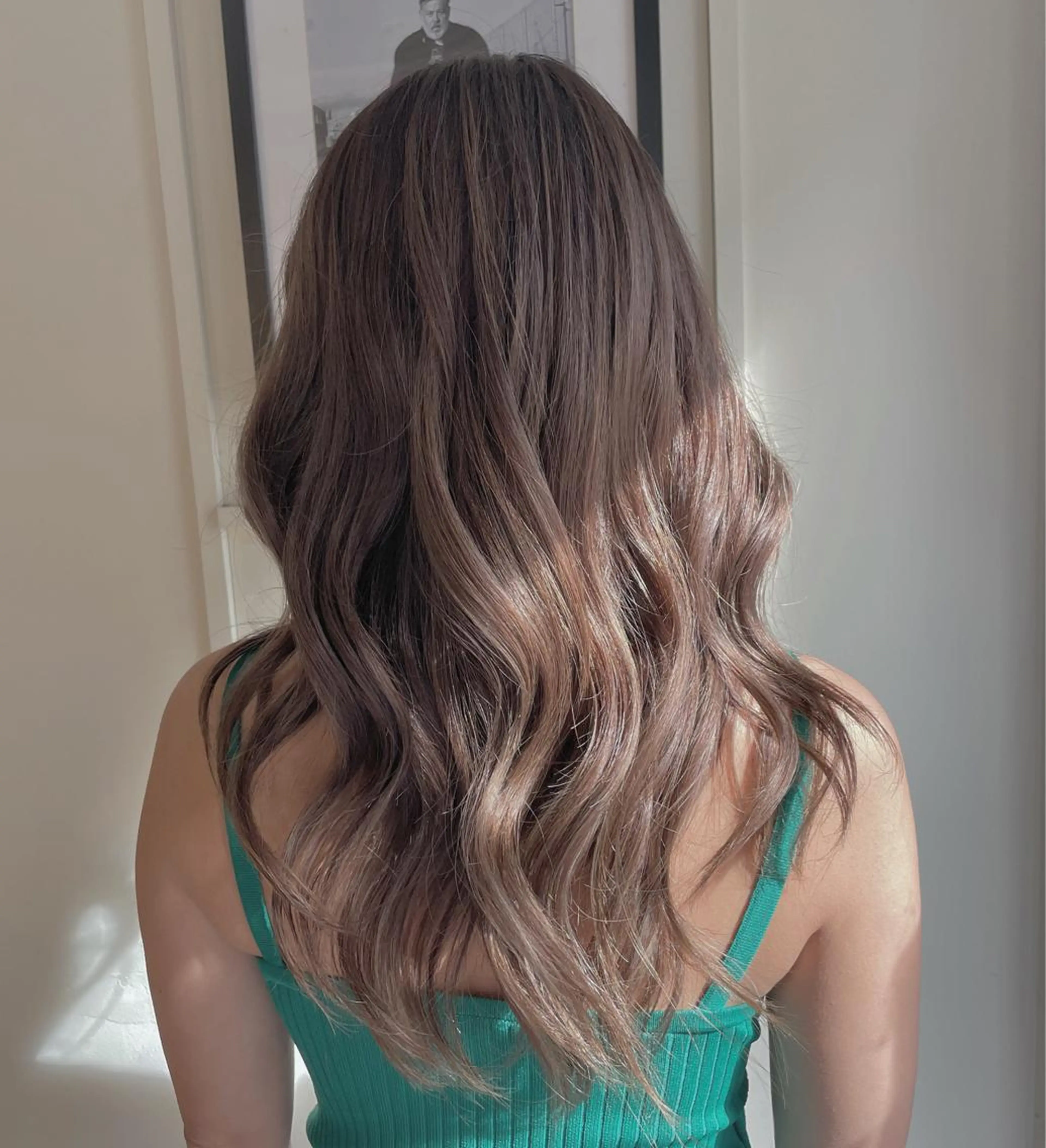 セミロング カラー パーマ ベージュカラー 透明感カラー ハイライトカラー ハイライト ナガミネアリサ/ 学芸大学/海外ヘアのヘアスタイル