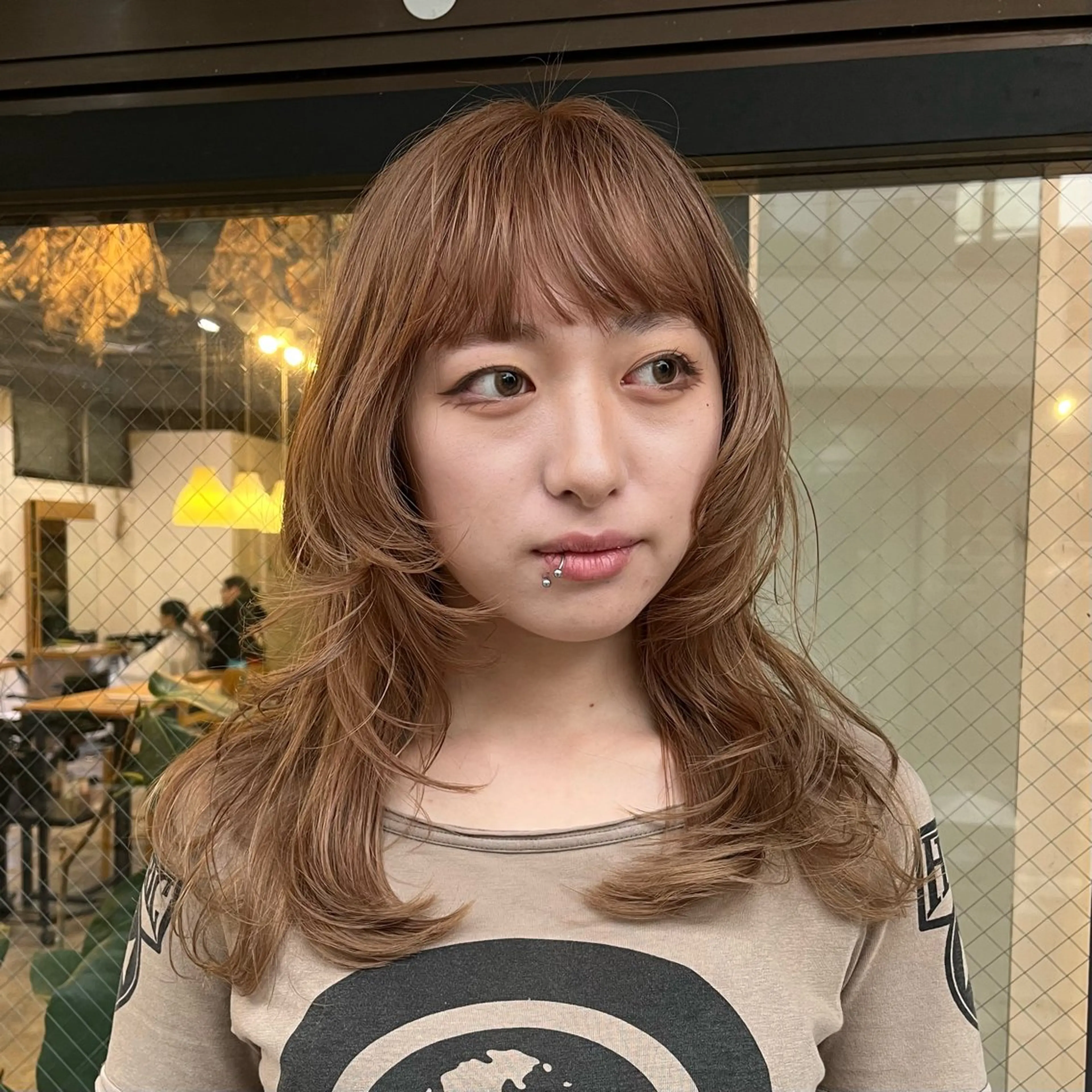 ミディアム カラー カット ヘアカラー トリートメント GO TODAY SHAiRE SALON 原宿本店所属・ブリーチ/レイヤー ハッシュカット/河内のヘアスタイル