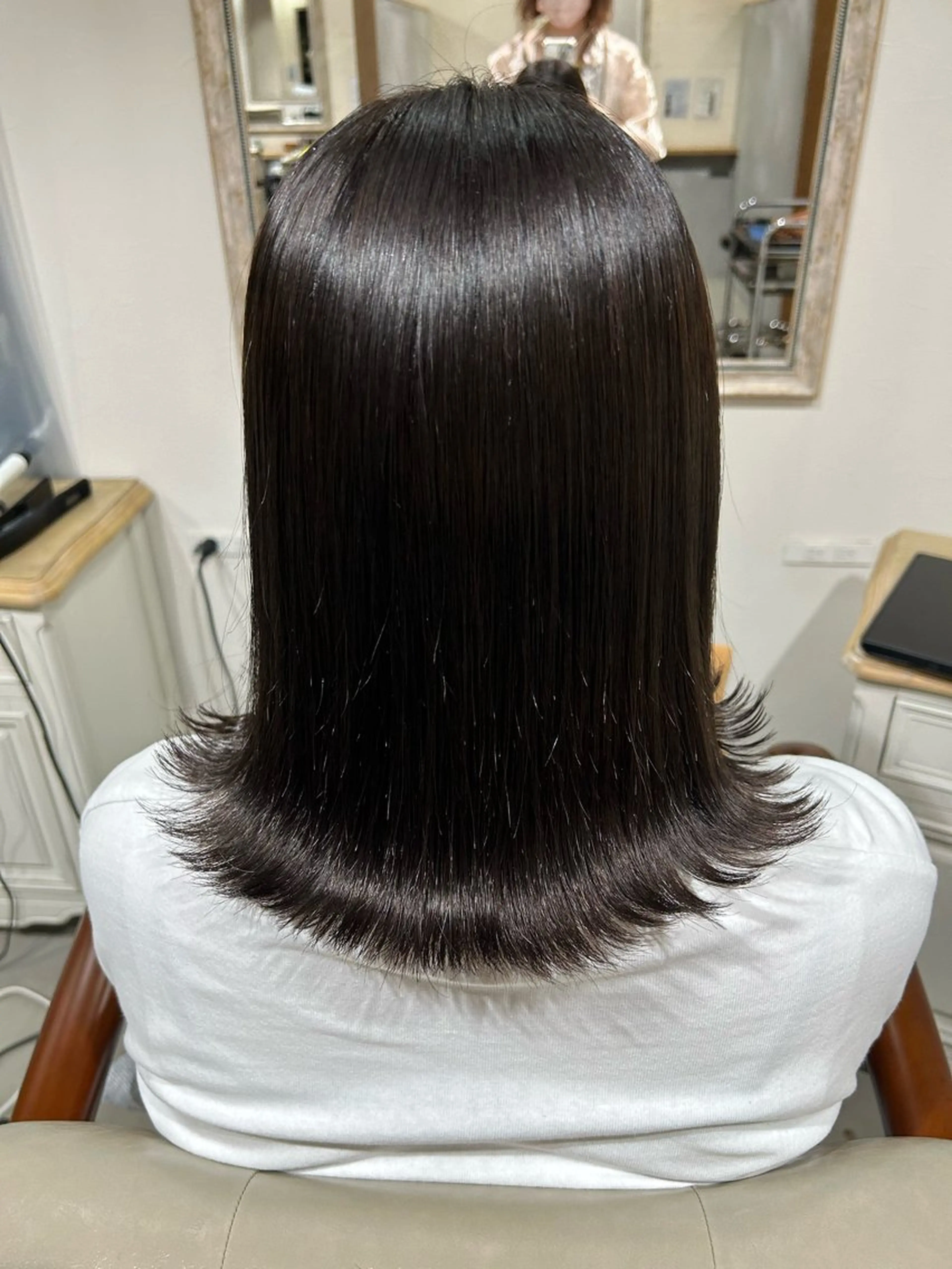 ミディアム パープルカラー 瀬川 夏緒のヘアスタイル