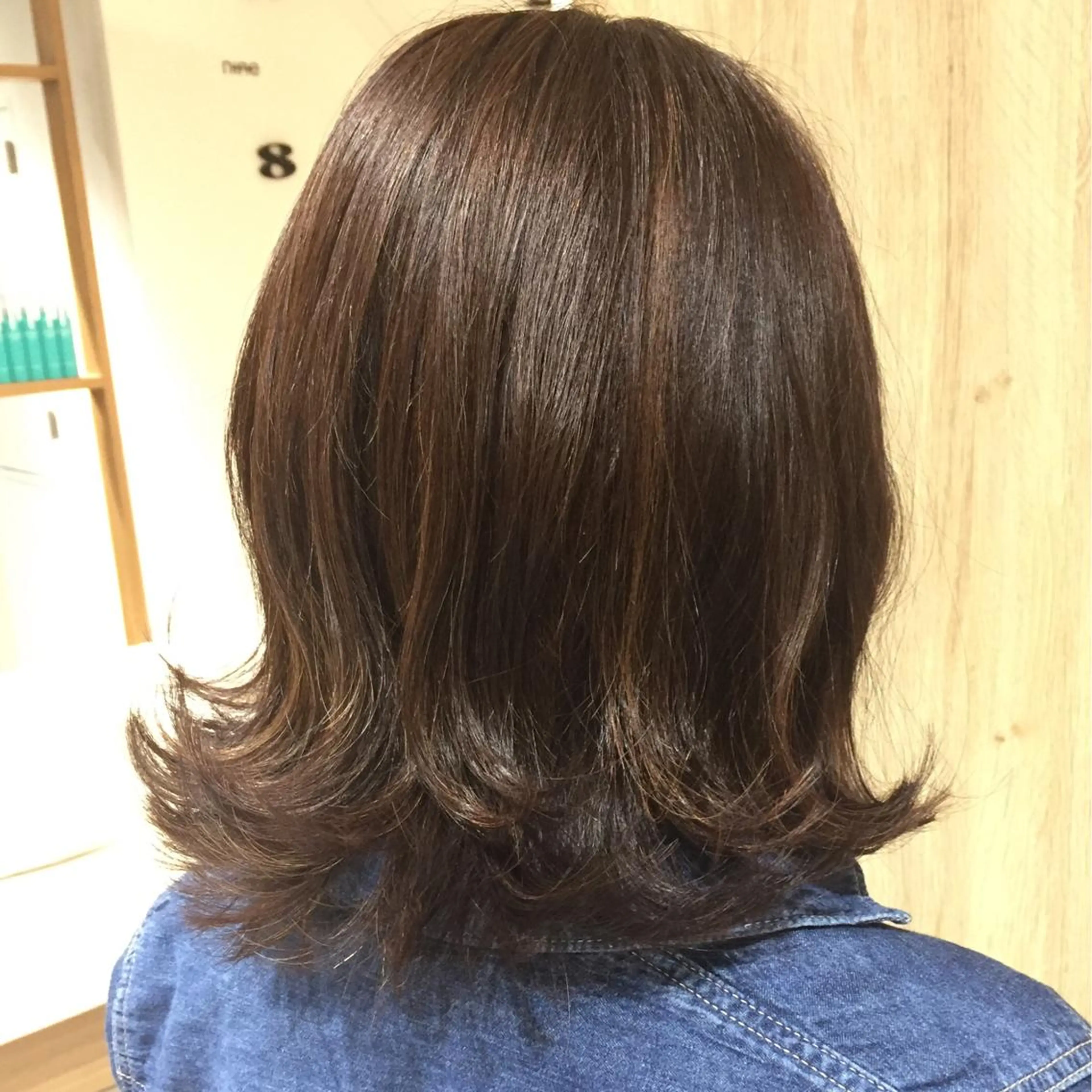 ミディアム ボブ 外ハネヘア 中林 由佳のヘアスタイル