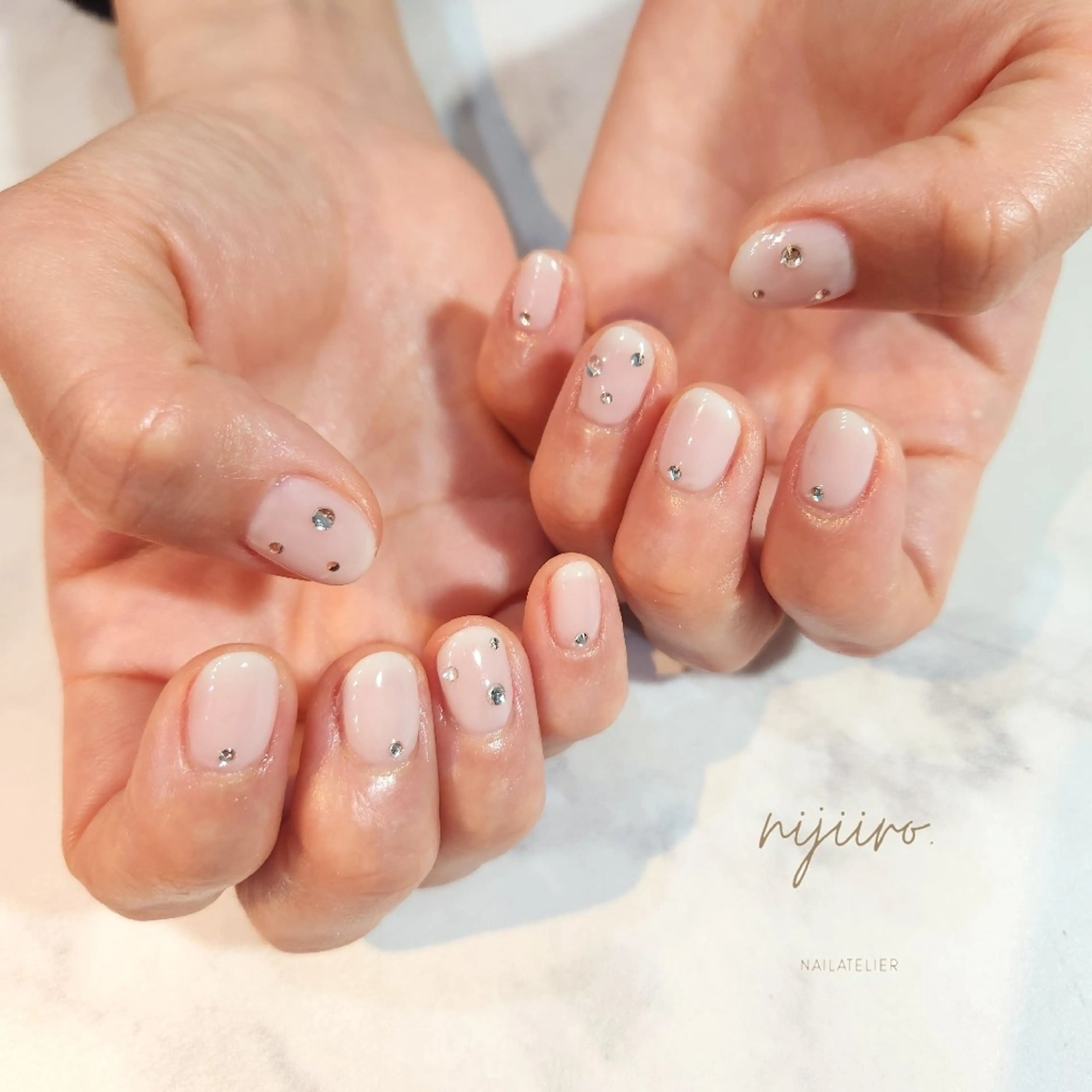 ネイル nailatelier nijiiro.所属・nijiiro🌈 サトウのネイルデザイン