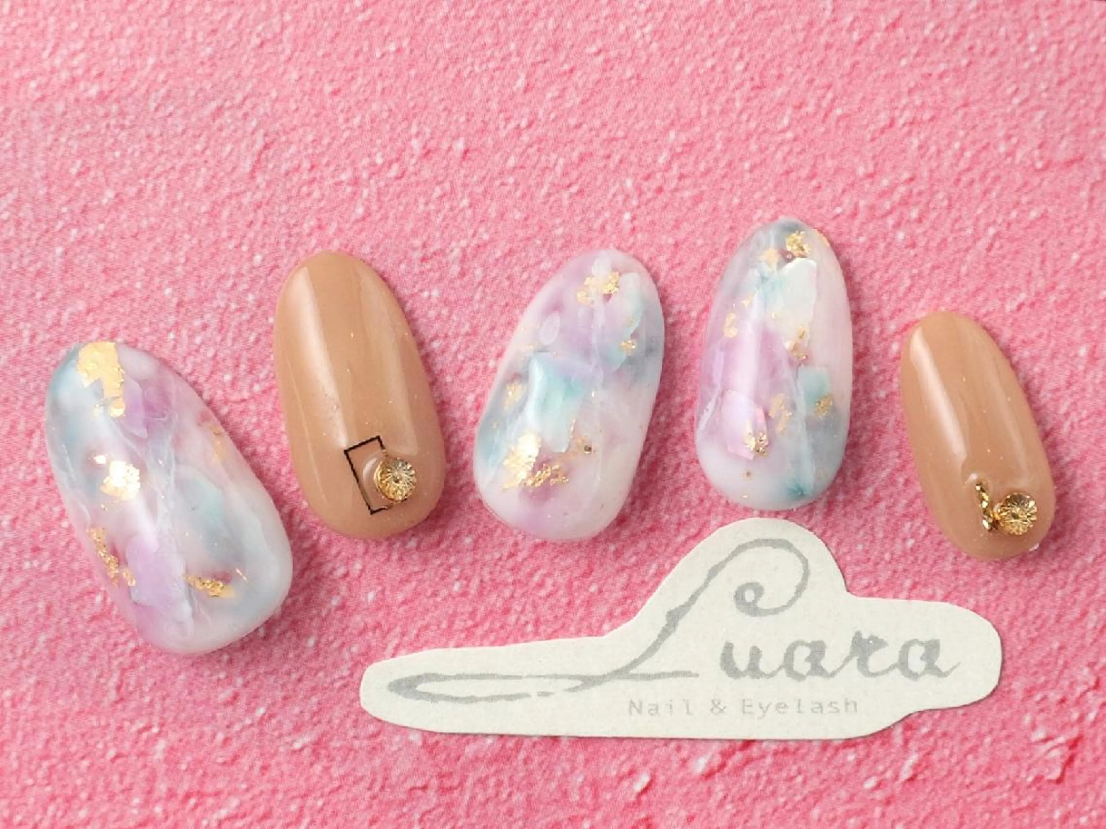 ネイル Luara ルアラのネイルデザイン