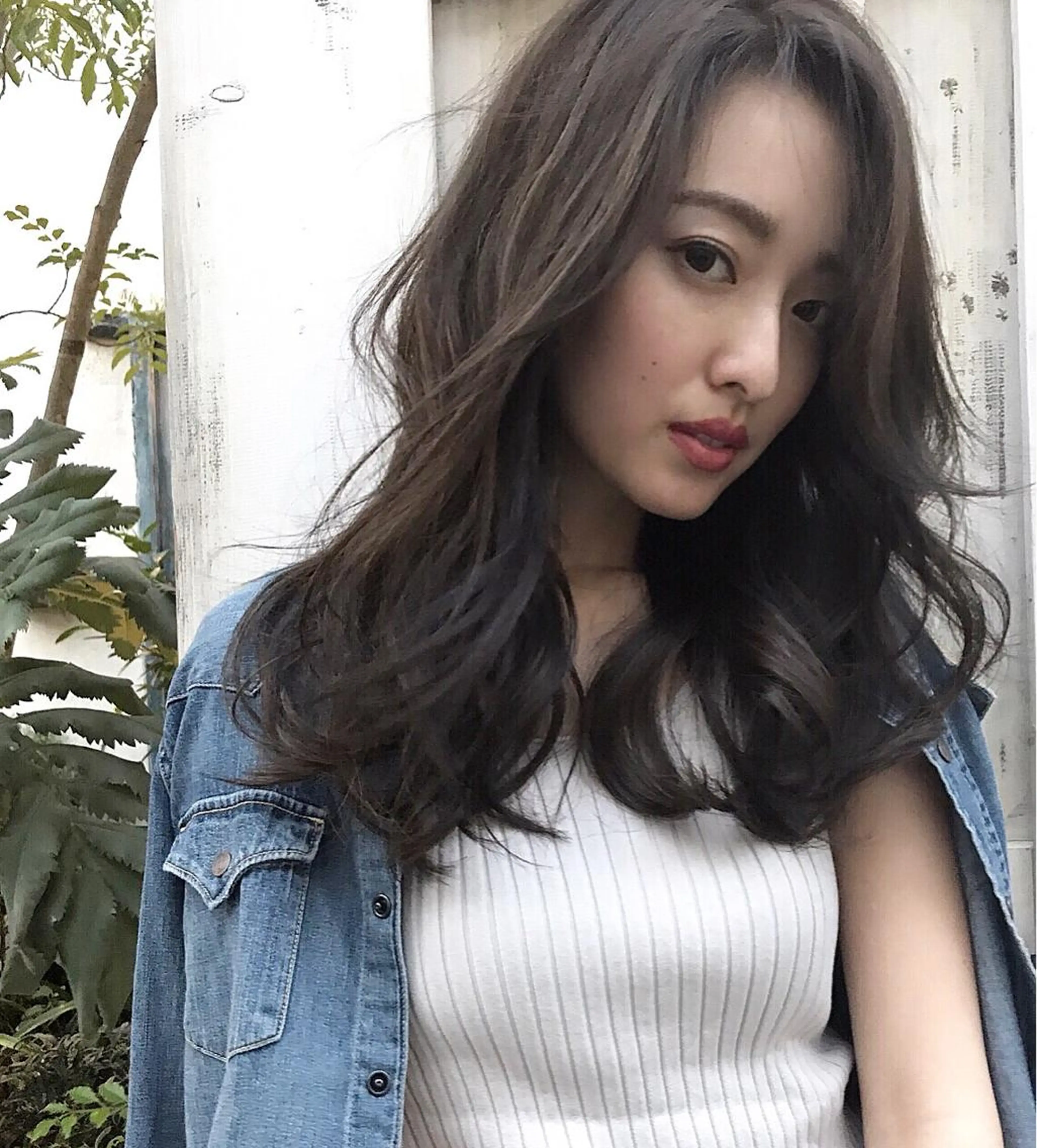 ロング カラー パーマ ブルーカラー ブルージュ 透明感カラー ハイライトカラー ハイライト シェアサロン　salowin所属・✨ブリーチなし透明感 カラー🥇ユースケのヘアスタイル