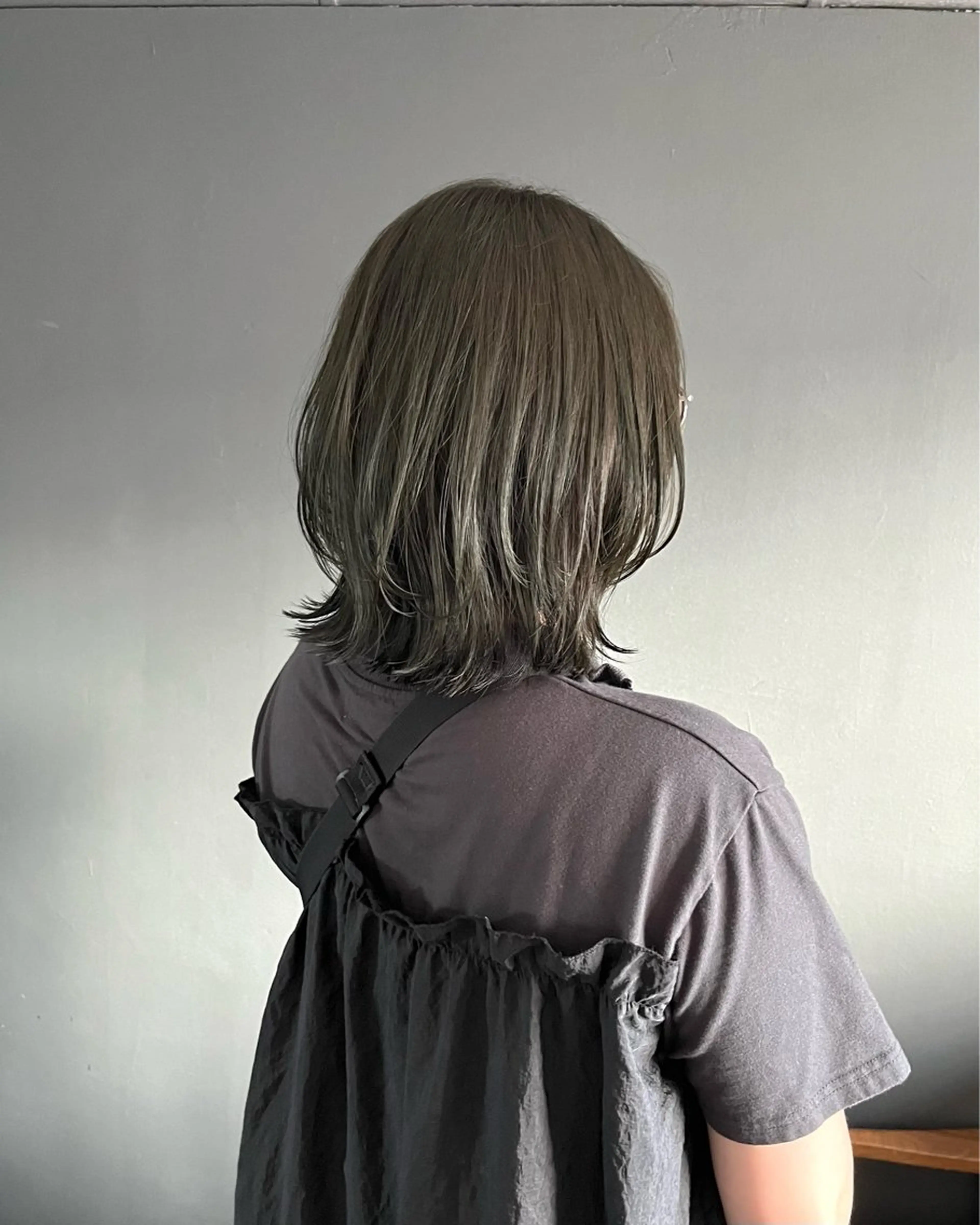 ミディアム カラー カット ヘアカラー Trico Antique【トリコアンティーク】所属・暗髪とオリーブ🌿 渡辺拓人のヘアスタイル