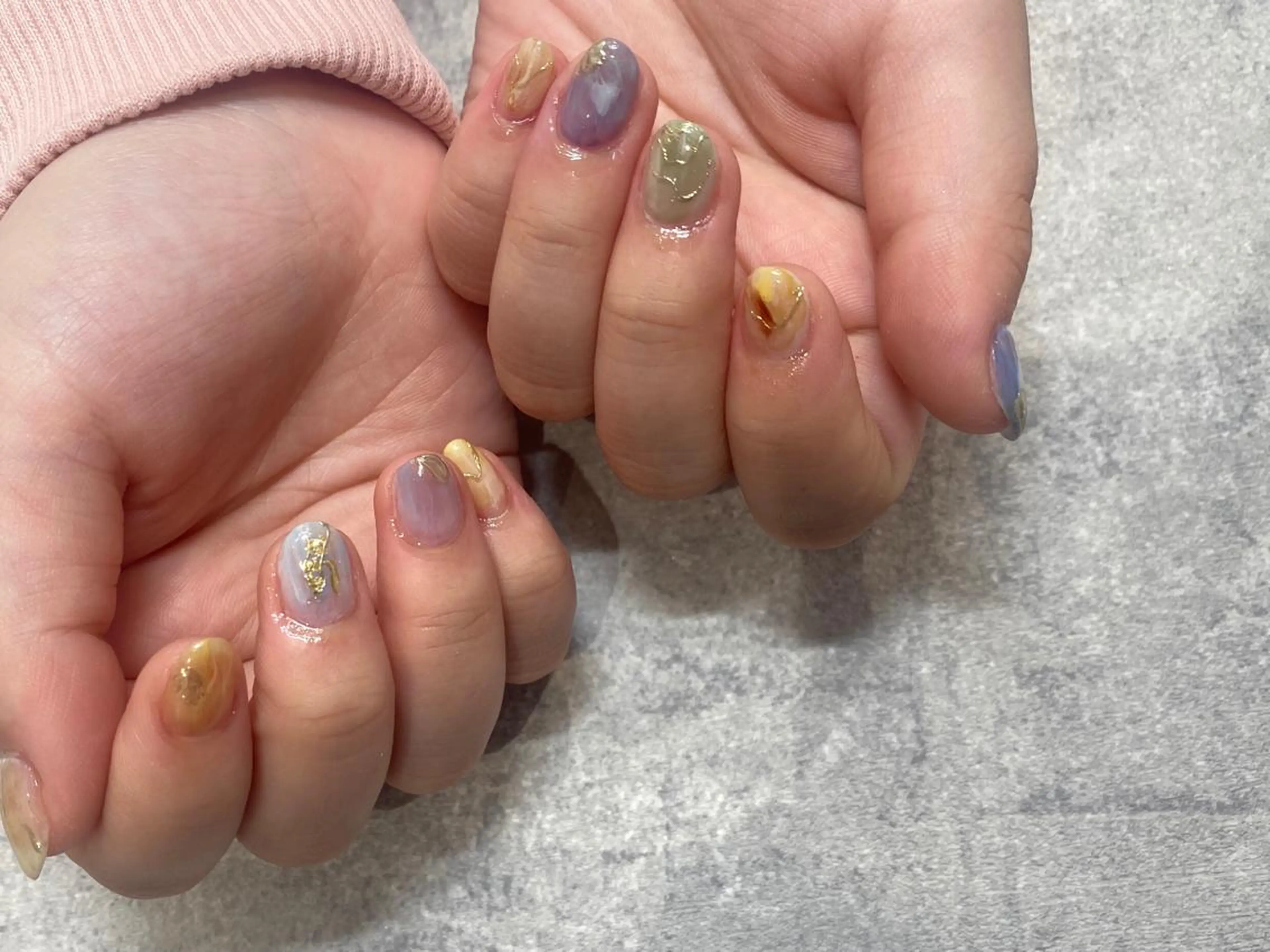 ネイル ハンドネイル NINEnami ニュアンスネイルのネイルデザイン