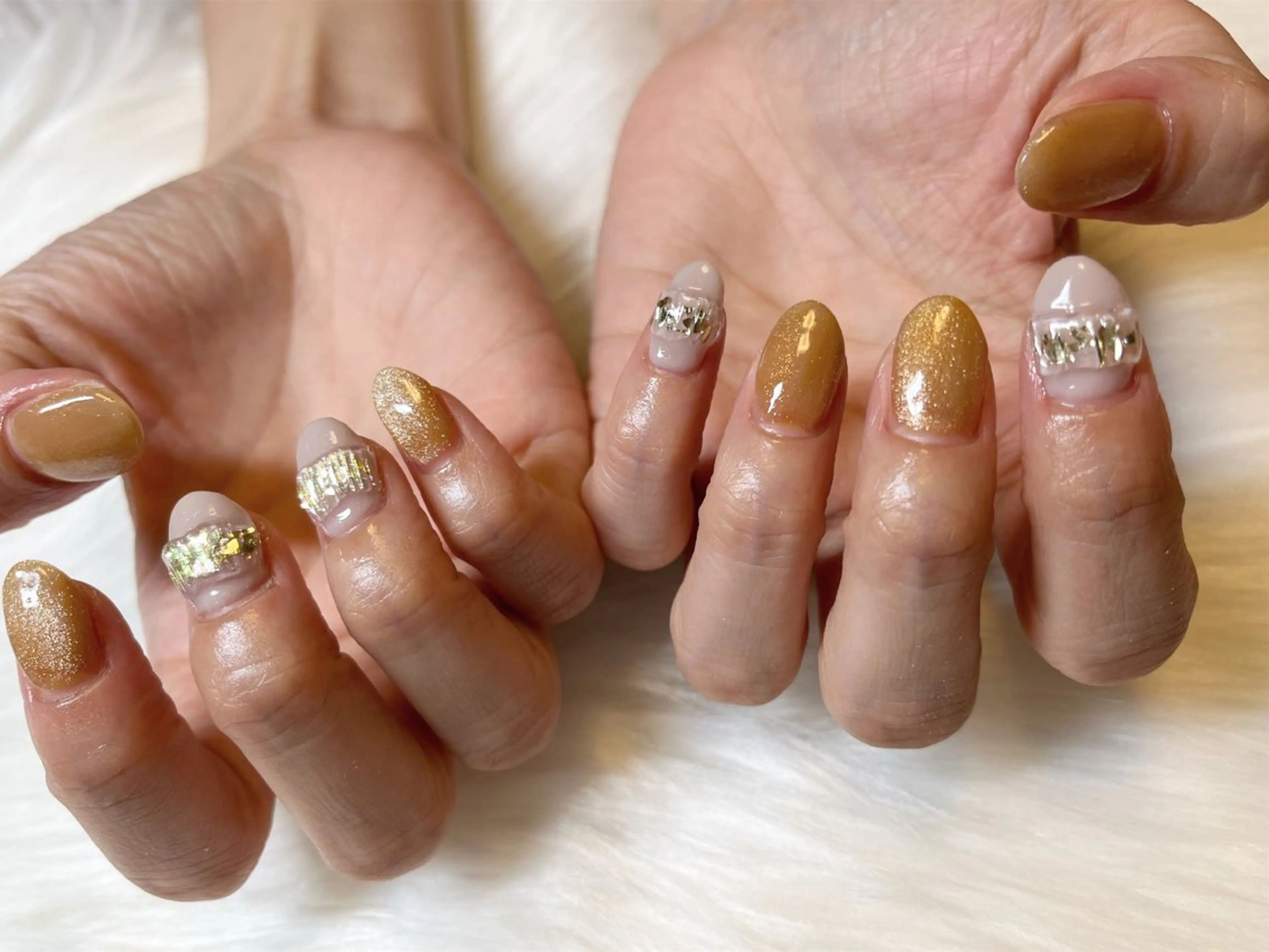 ネイル マグネットネイル ニュアンスネイル ネイルサロン flatのネイルデザイン